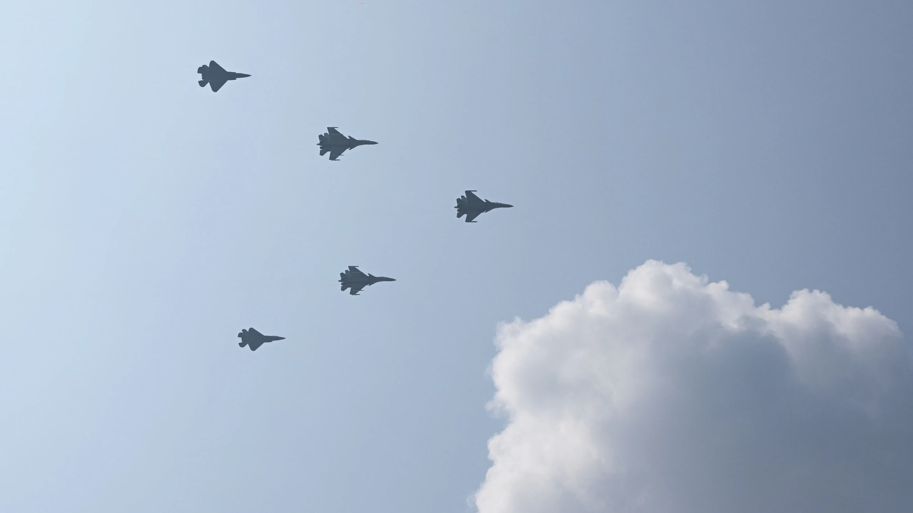 Vor okinawa: Japan wirft China Provokation mit Kampfflugzeugen vor Vor okinawa: Japan wirft China Provokation mit Kampfflugzeugen vor