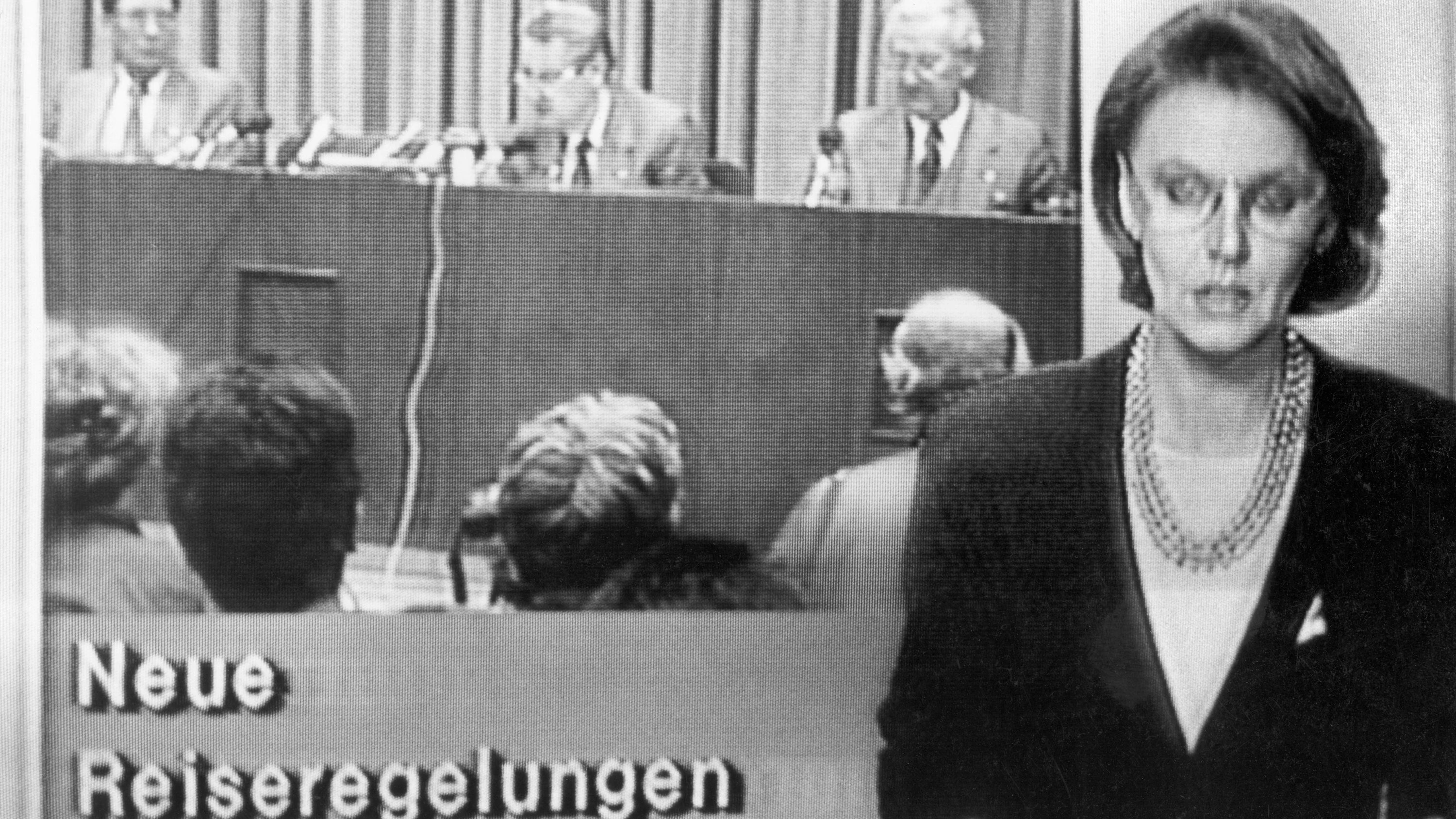 Museum muss es verraten: Wer hat Schabowskis berühmten Zettel verkauft? Museum muss es verraten: Wer hat Schabowskis berühmten Zettel verkauft?