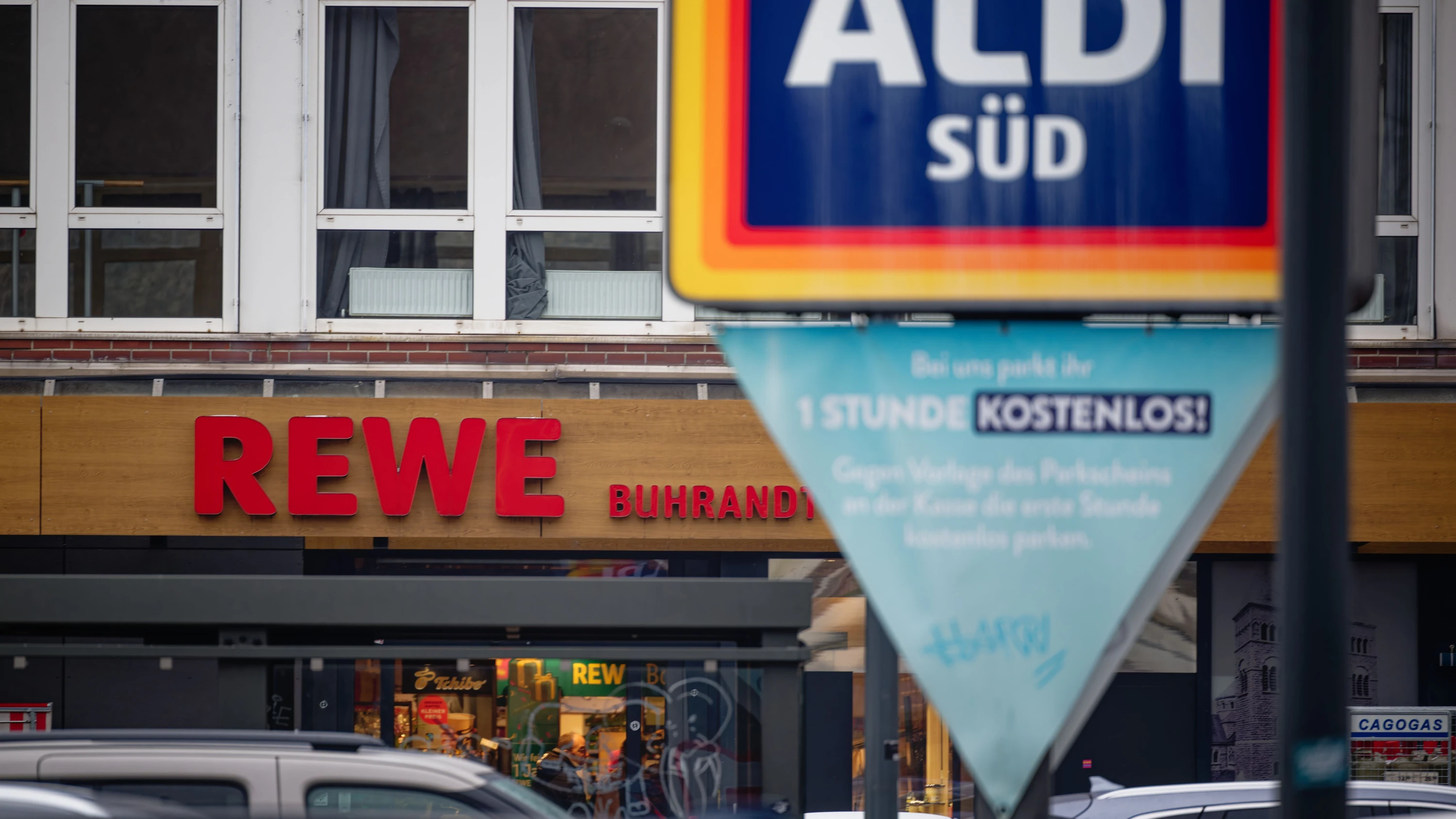 Großer Preisvergleich: Sind Aldi und Lidl wirklich billiger als die Supermärkte?