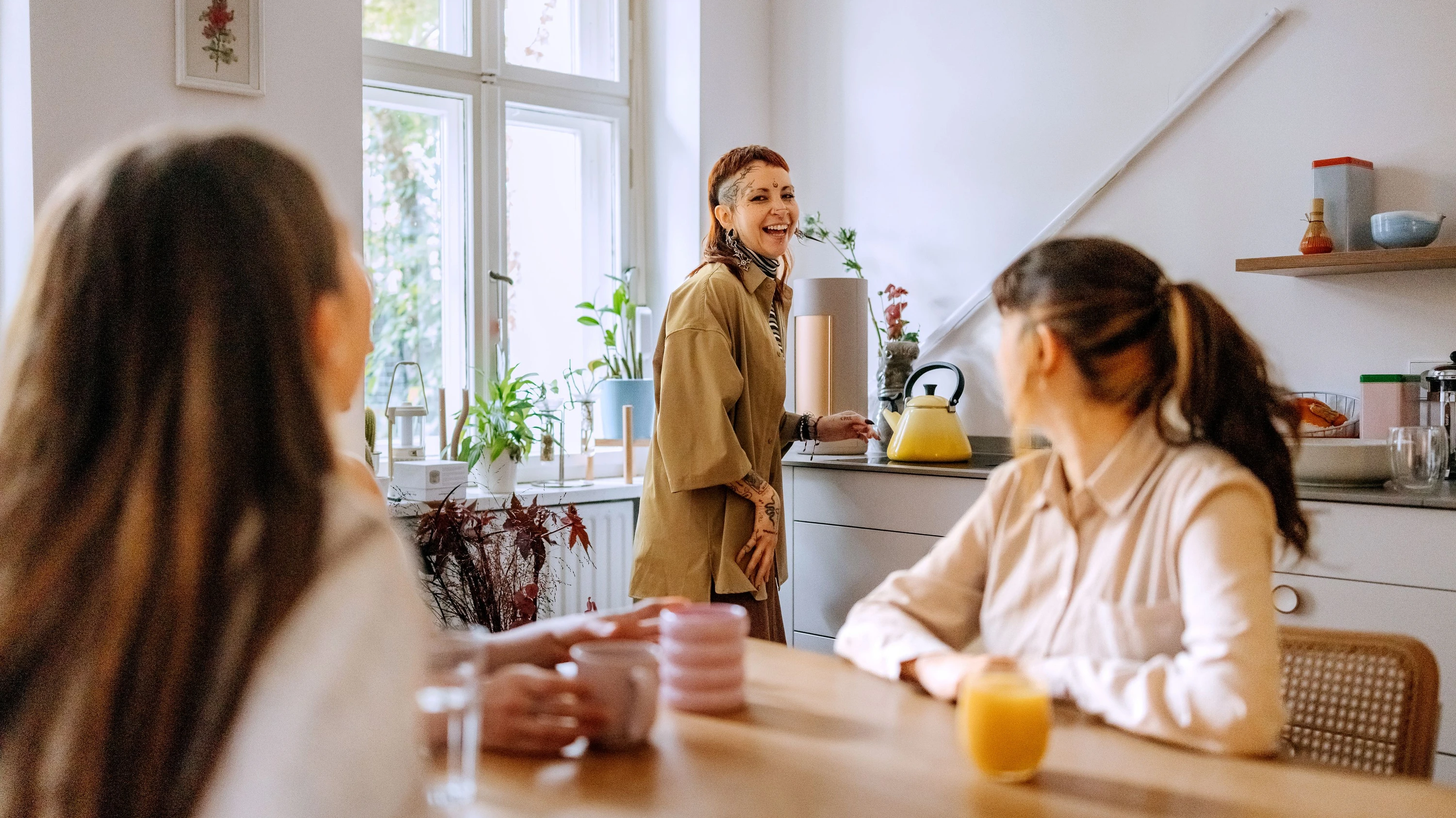 Viele Studenten suchen in Städten Wohnungen und WG-Zimmer. Kleine Wohnungen sind attraktiv für Einsteiger als Wohnungskäufer. - iStock