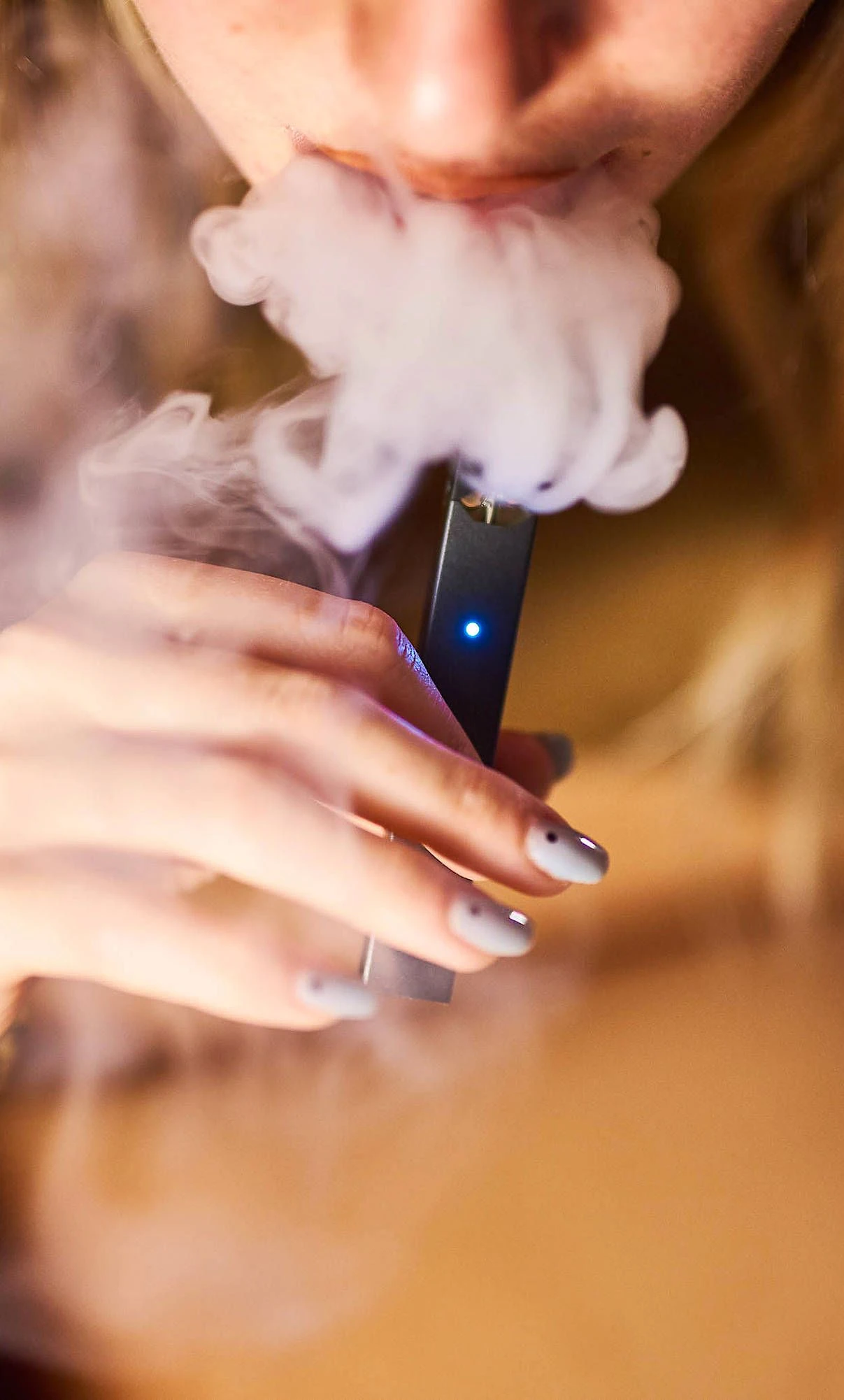 elfbar elfa master akku Geschichte der Einweg-Vapes: Entwicklung und Zukunft der E-Zigaretten main image 0