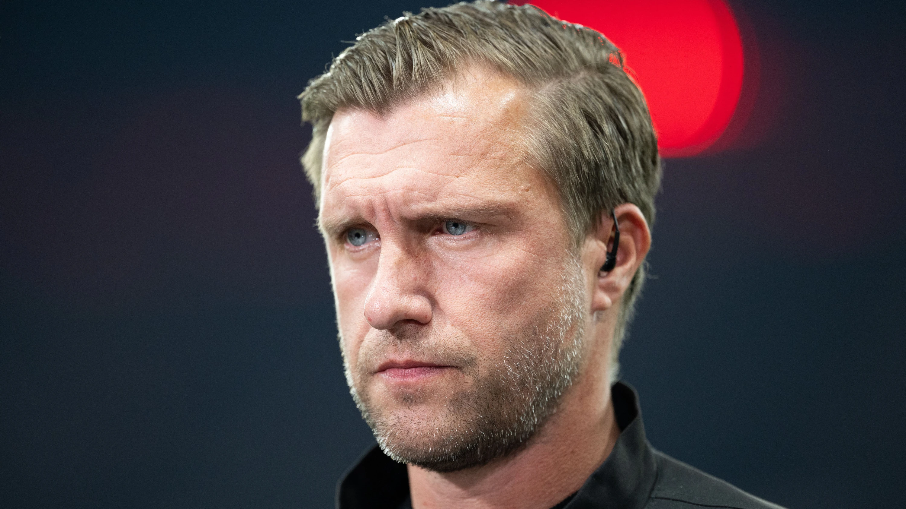 „Unvergessliche Zeit“: Sportvorstand Krösche verlässt Frankfurt auf eigenen Wunsch „Unvergessliche Zeit“: Sportvorstand Krösche verlässt Frankfurt auf eigenen Wunsch