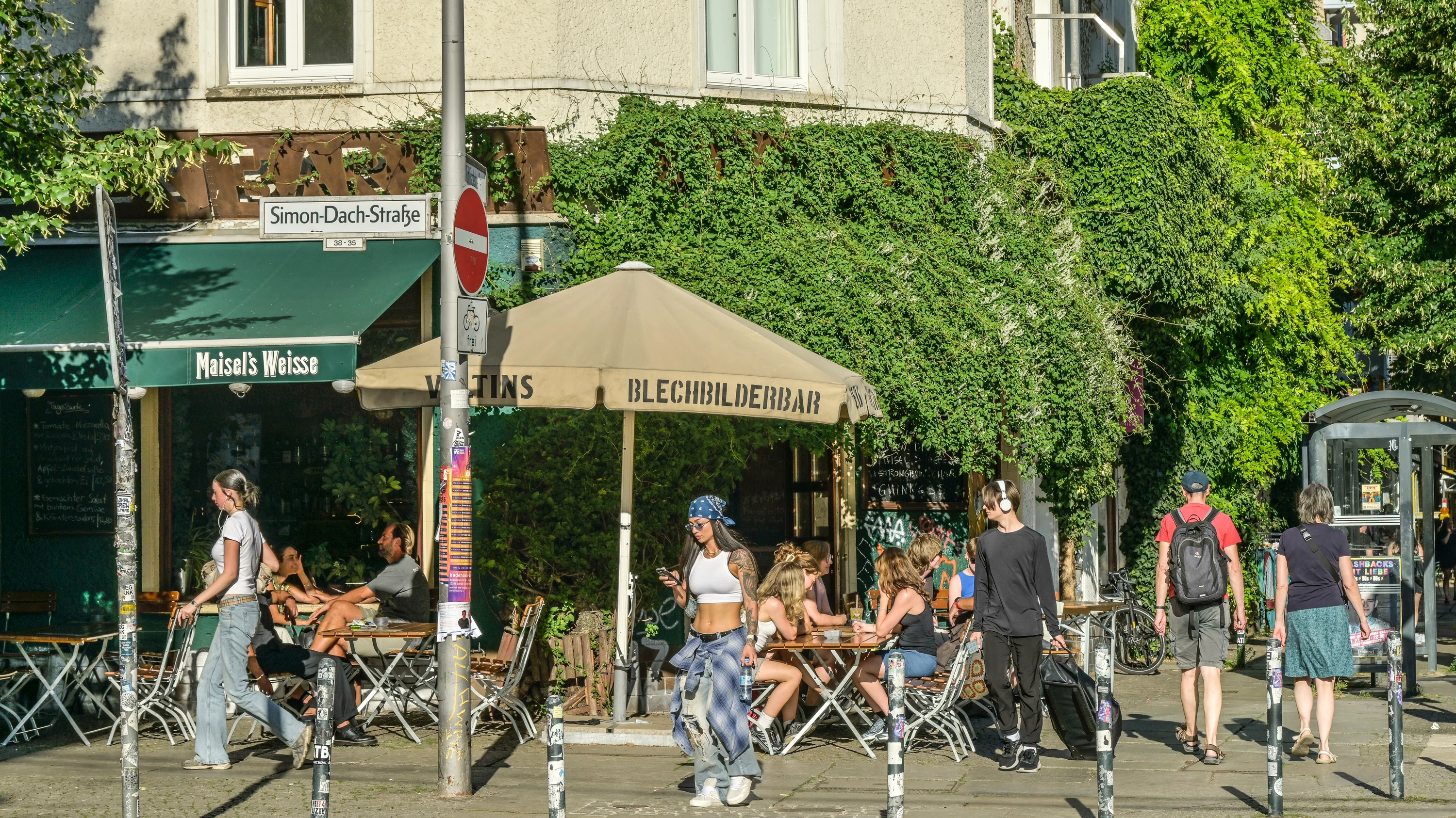 Stadt-Land-Doppelleben: Pingpong zwischen Berliner Trubel und Eifel-Idylle