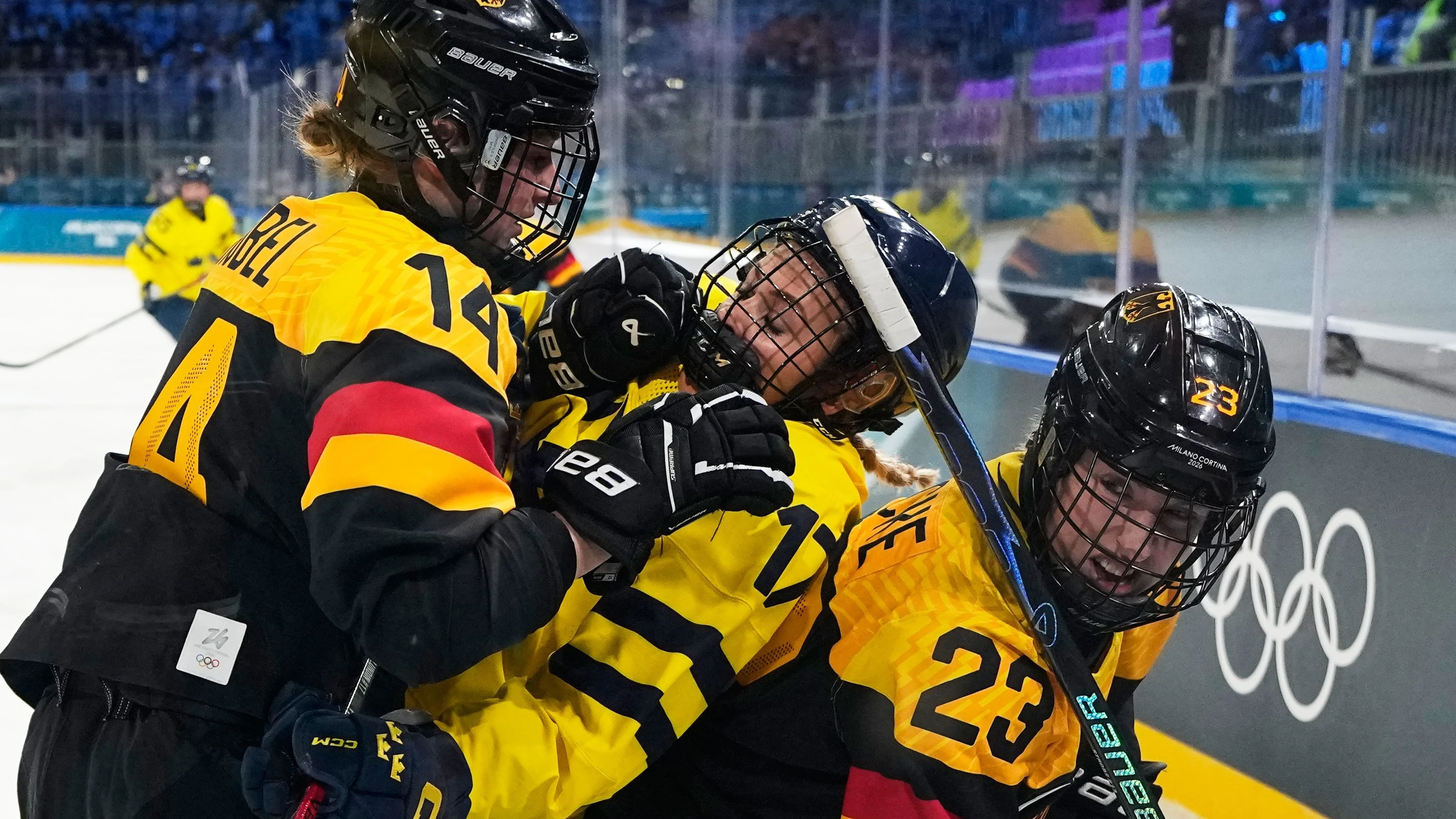 Liveblog Olympia 2026: Eishockey-Frauen halten bislang 1:1 gegen Schweden