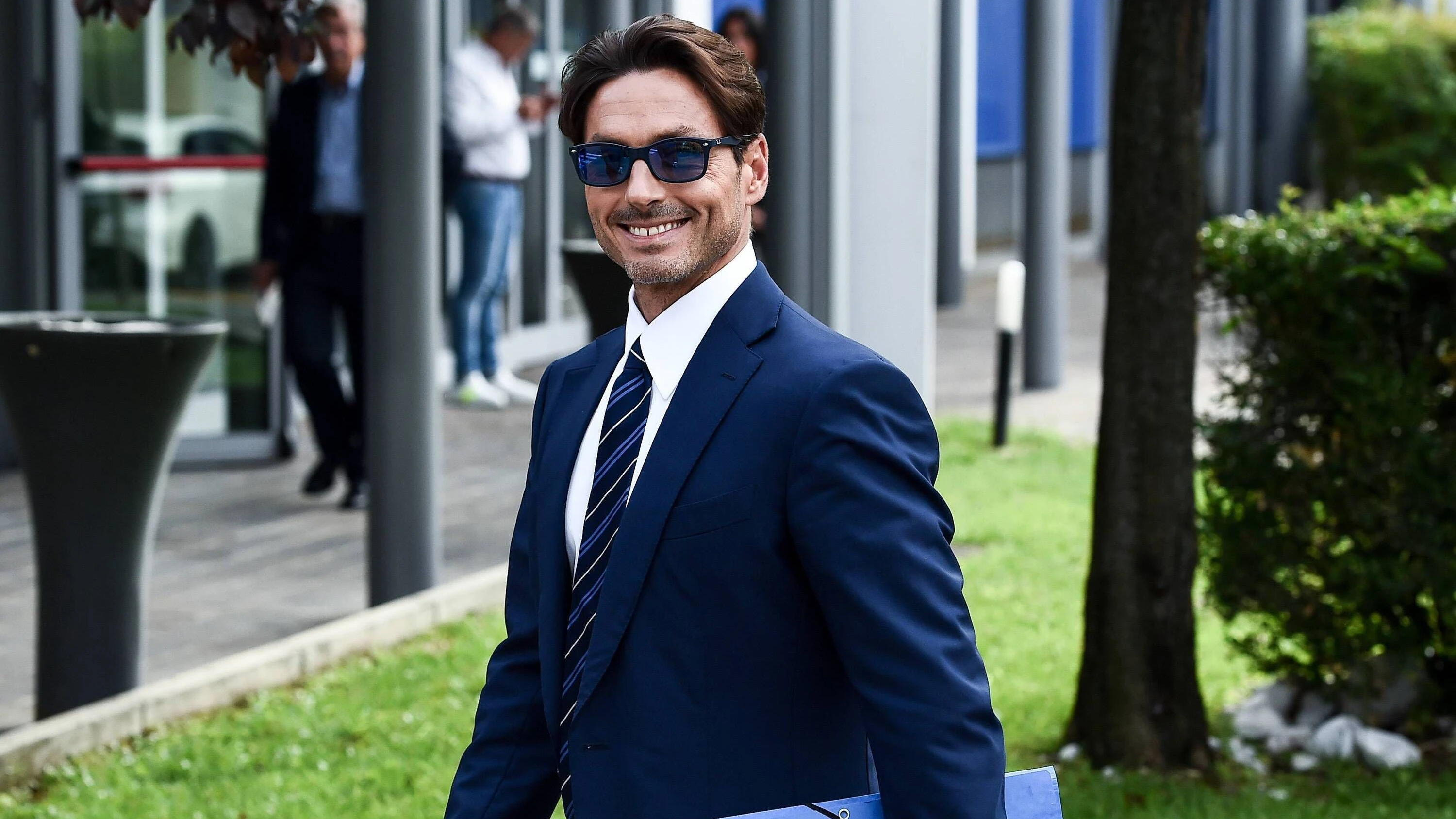 Neuer Eigner im TV-Geschäft: Berlusconi junior greift an Neuer Eigner im TV-Geschäft: Berlusconi junior greift an