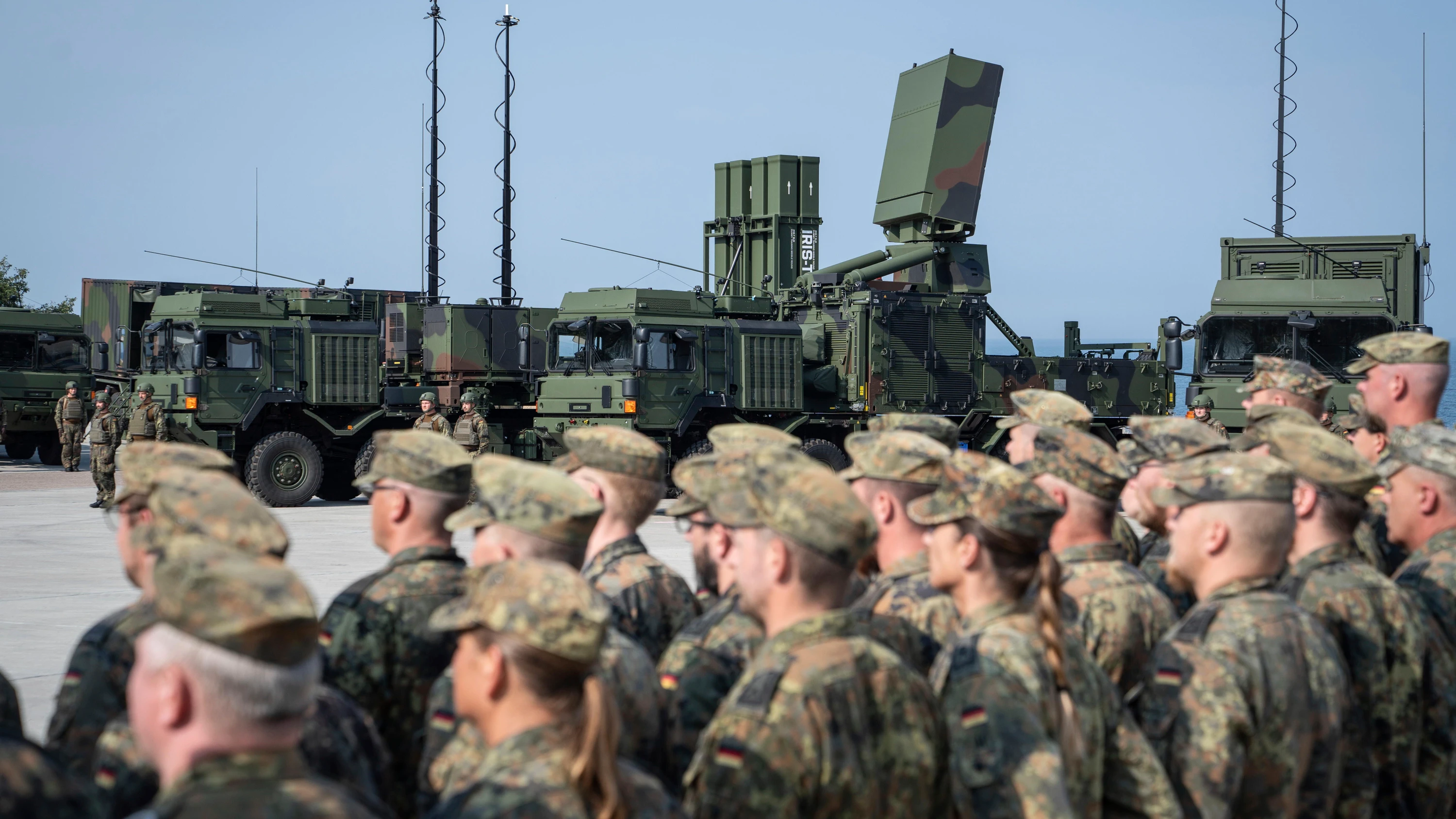 Das Beste lesen mit FAZ+: KI-Branche unter Schock und neue Waffen für die Europäer