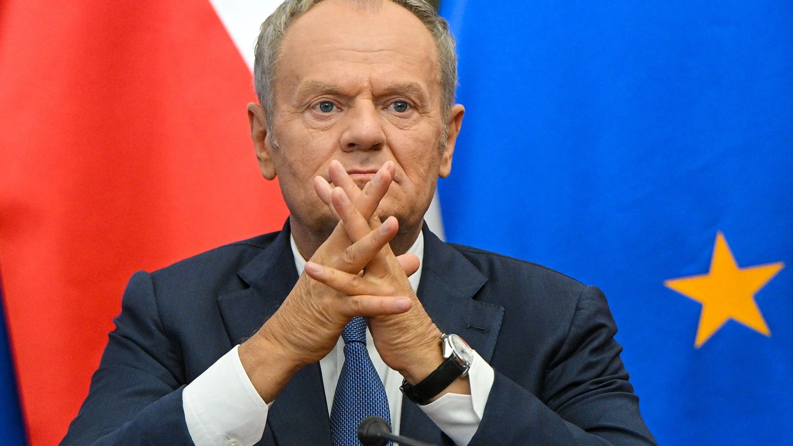 Liveblog Ukrainekrieg: Tusk gibt nach Brand an Starlink-Anlage Festnahmen in Deutschland bekannt Liveblog Ukrainekrieg: Tusk gibt nach Brand an Starlink-Anlage Festnahmen in Deutschland bekannt