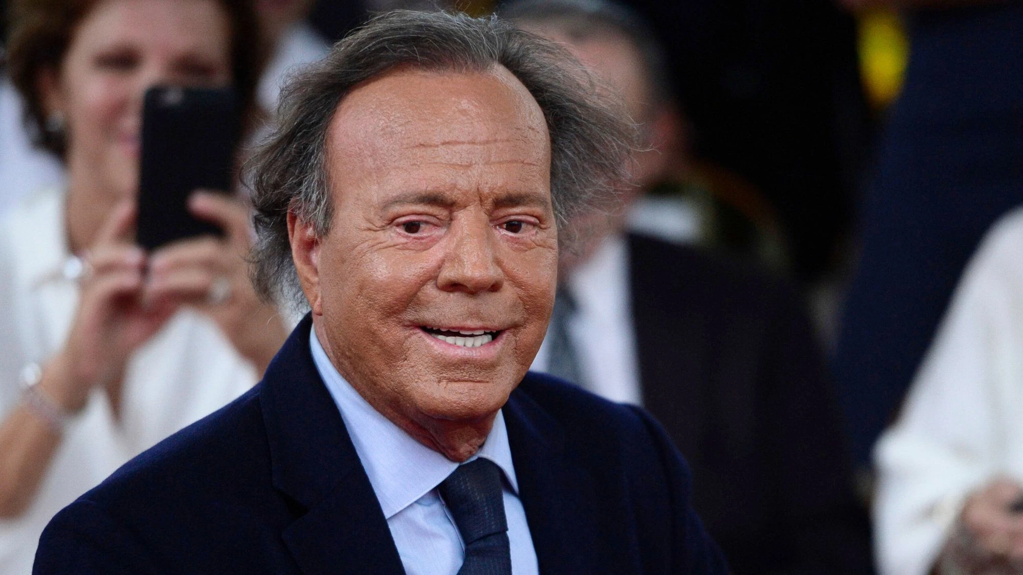 Anzeige wegen Missbrauchs: Julio Iglesias weist Vorwürfe zurück