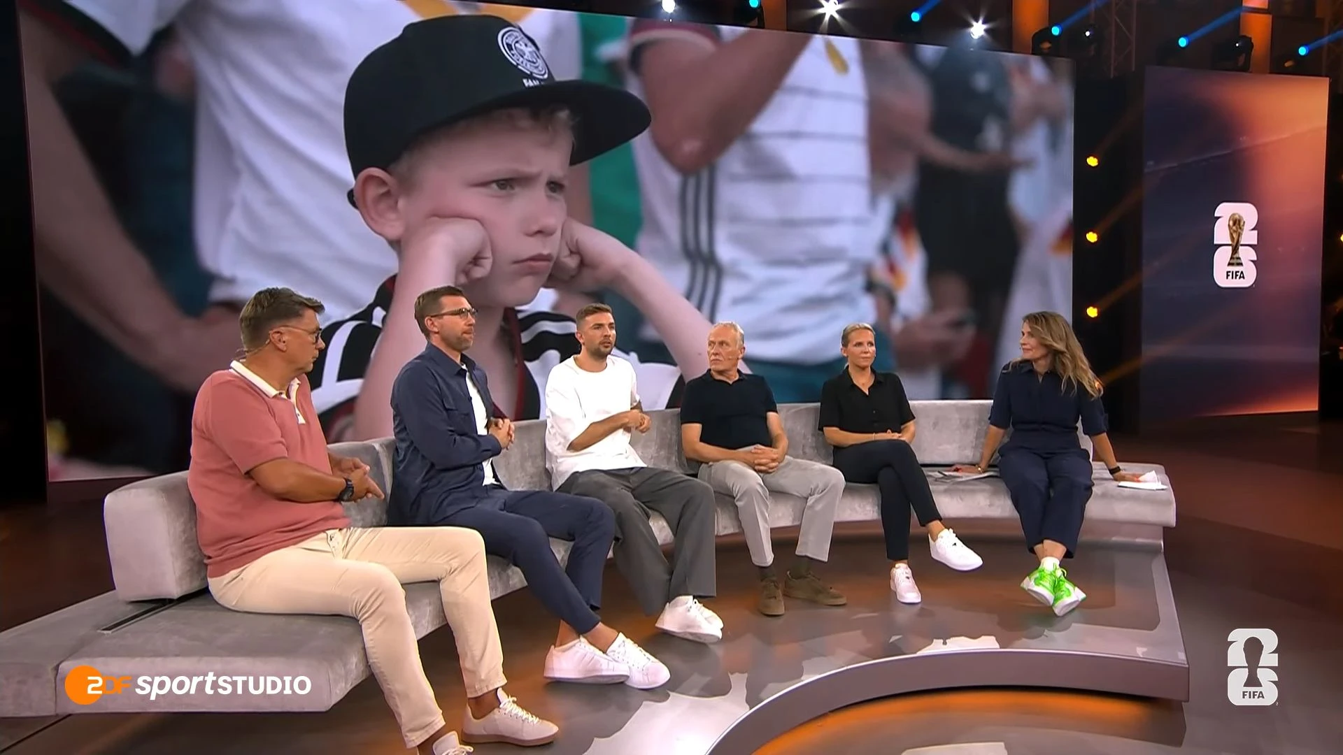 Fußball und Schuhe: Die Invasion der weißen Sneaker Fußball und Schuhe: Die Invasion der weißen Sneaker