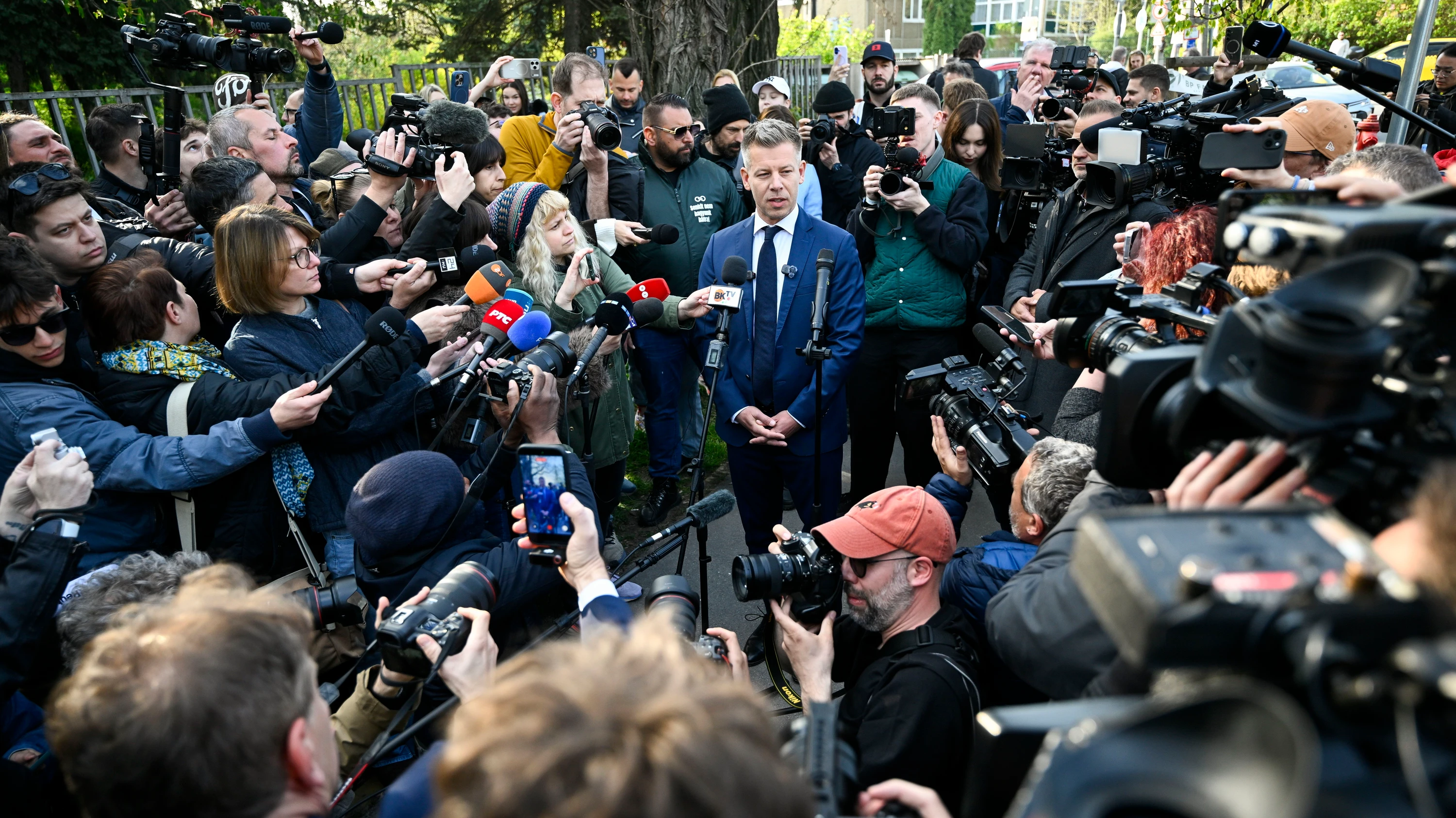Medienreform in Ungarn: Das Land kann zu einem Preis von vorn beginnen, den vor allem die Bürger zahlen