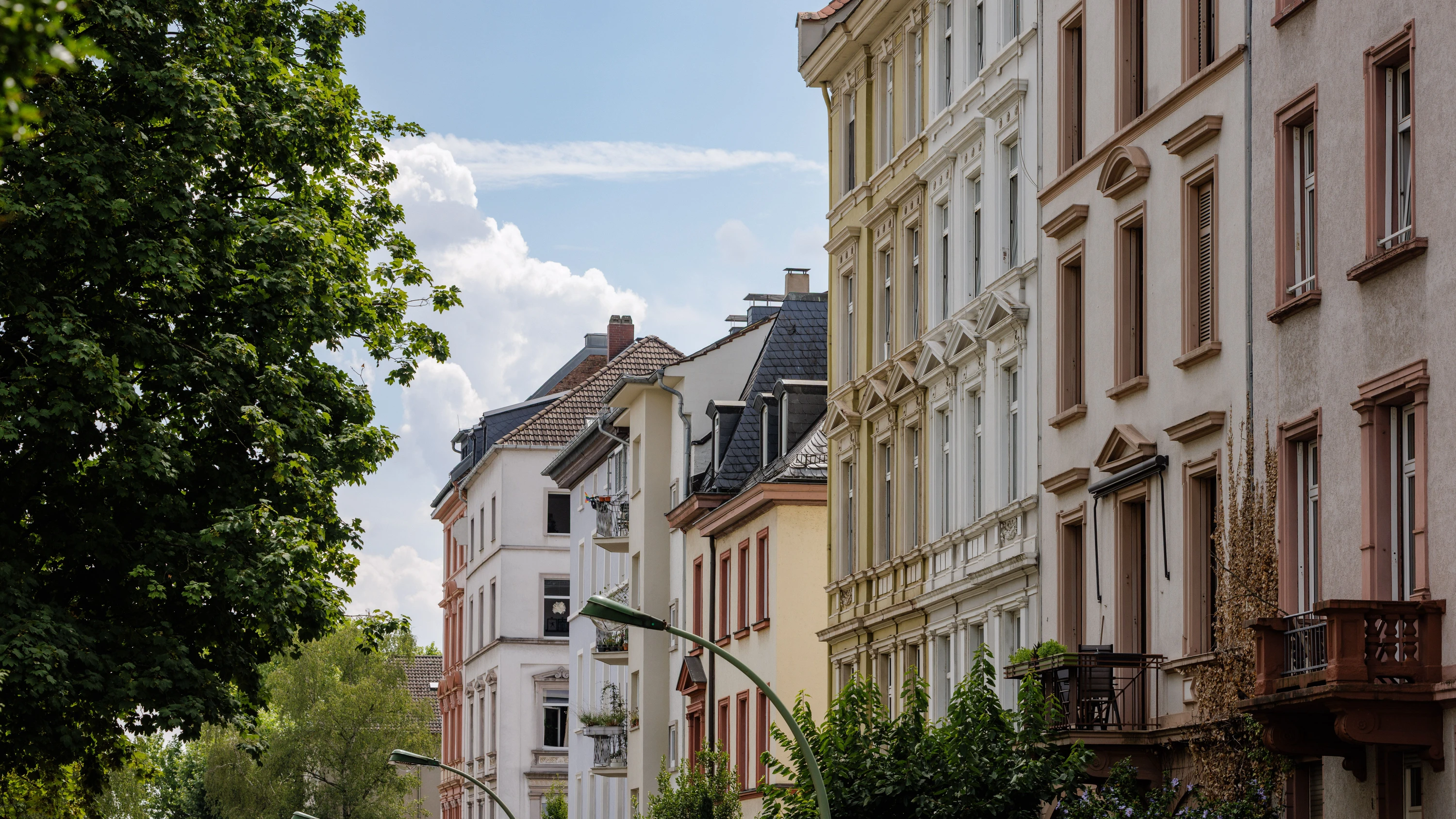 Beliebte Mietwohnungen im Frankfurter Nordend: Geht es nach Juristen, könnten die Mieten dort schneller steigen als bisher. - Emil Eichinger