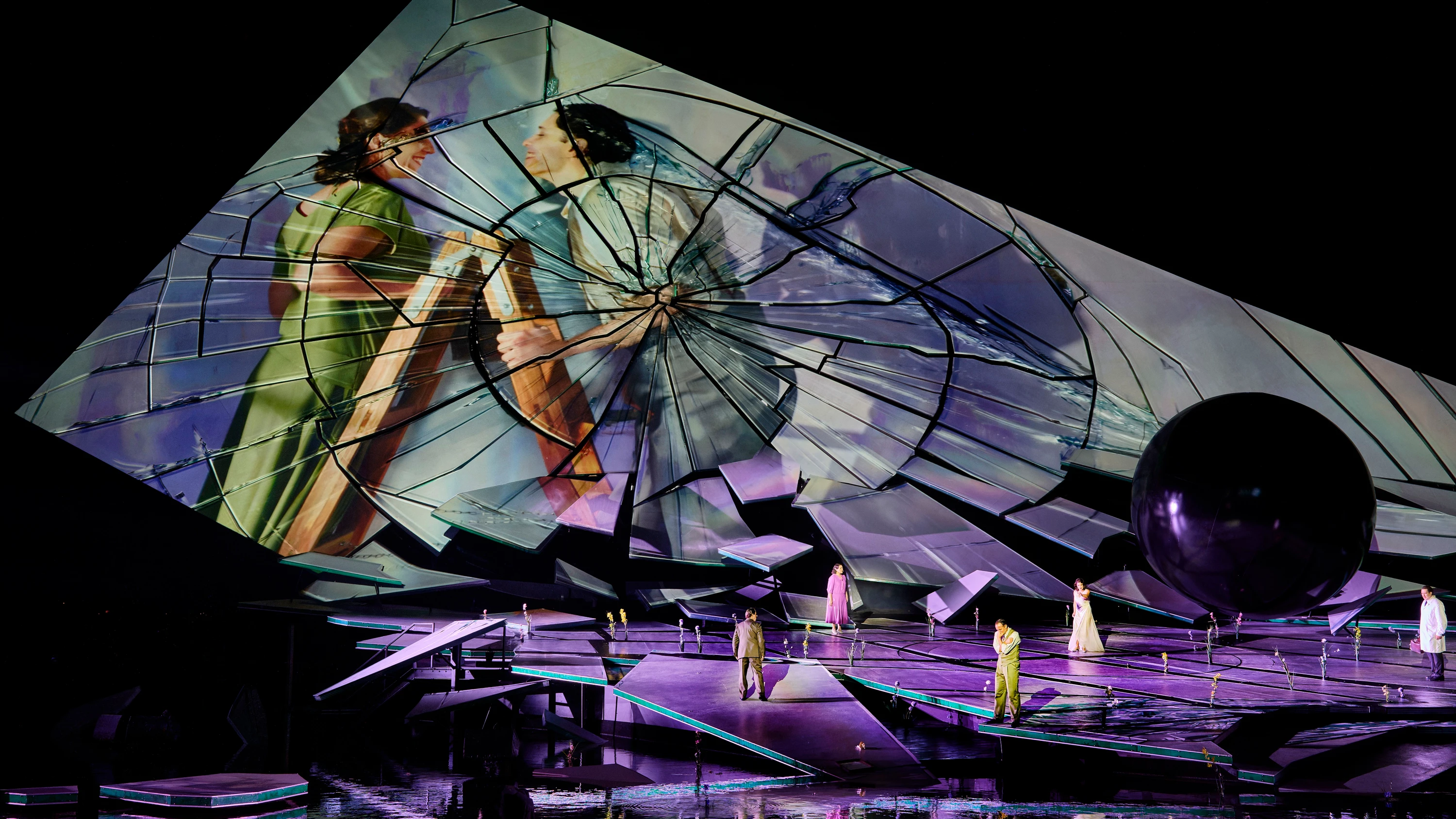 Bregenzer Festspiele: Scherbengericht für eine Kurtisane Bregenzer Festspiele: Scherbengericht für eine Kurtisane