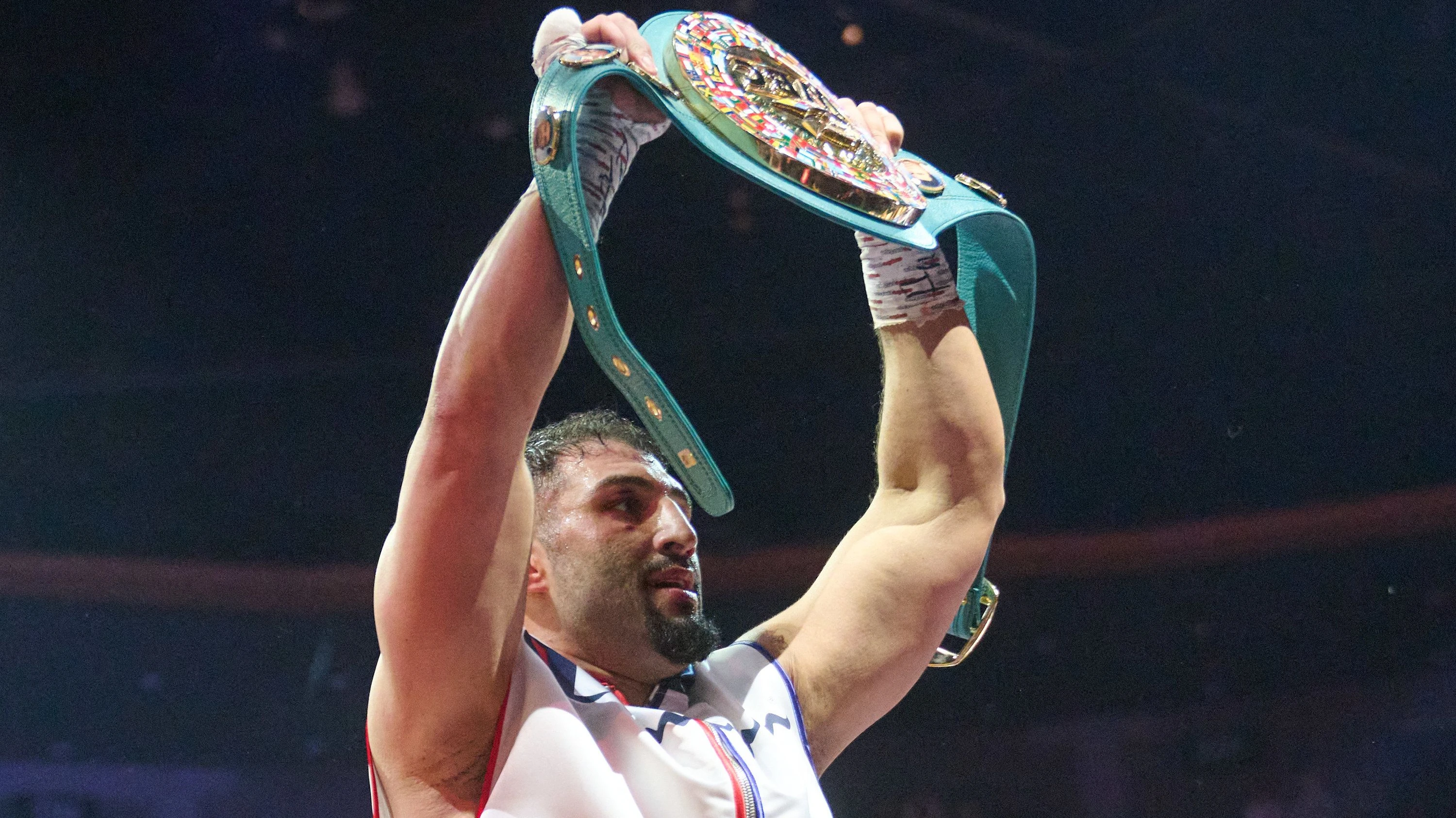Boxweltmeister Agit Kabayel: „Manche können nicht akzeptieren, dass sich Deutschland verändert hat“ Boxweltmeister Agit Kabayel: „Manche können nicht akzeptieren, dass sich Deutschland verändert hat“