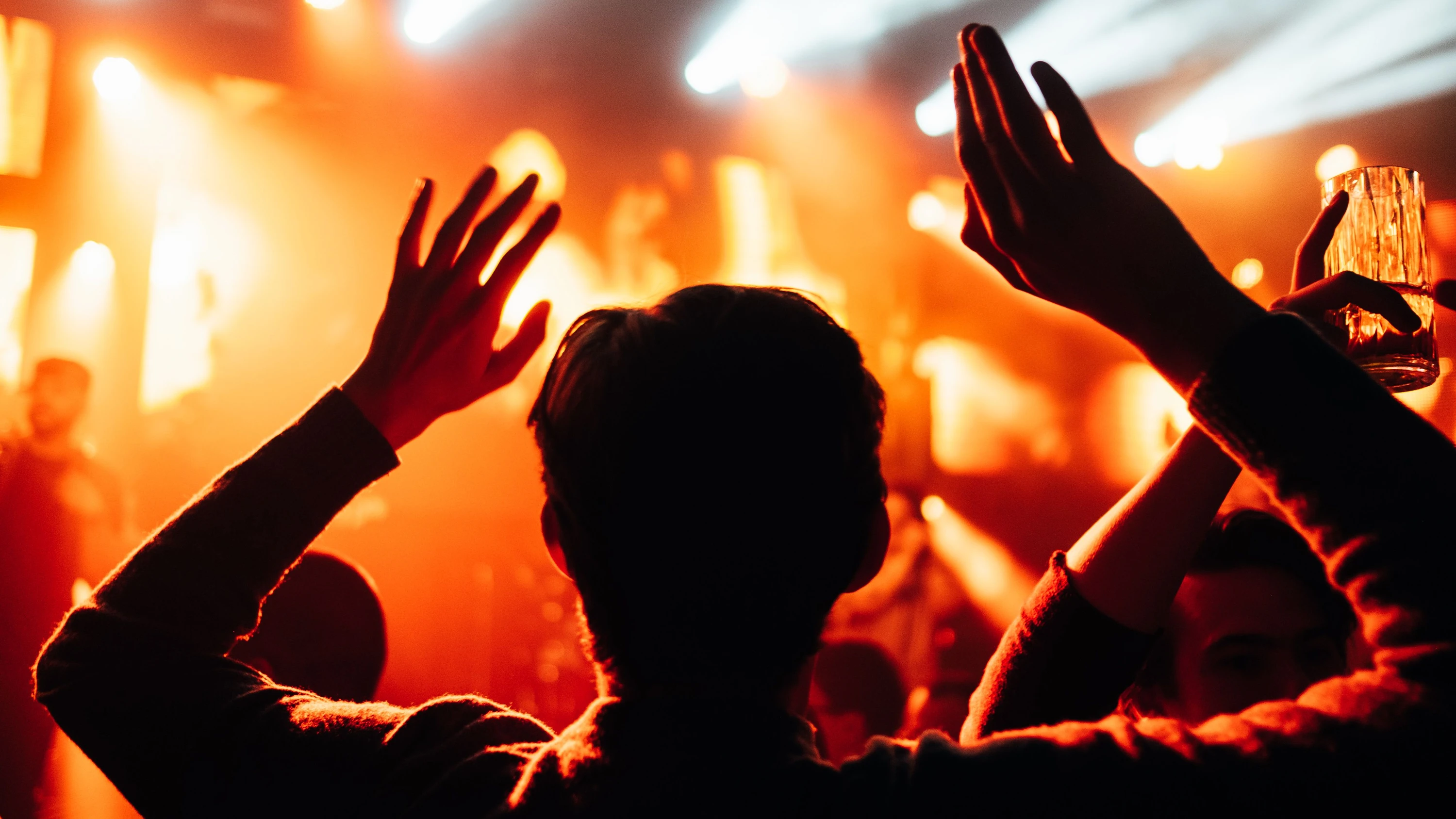 Bild: Tanzverbot-Debatte: Hessens Feiertagsgesetz muss diskutiert werden