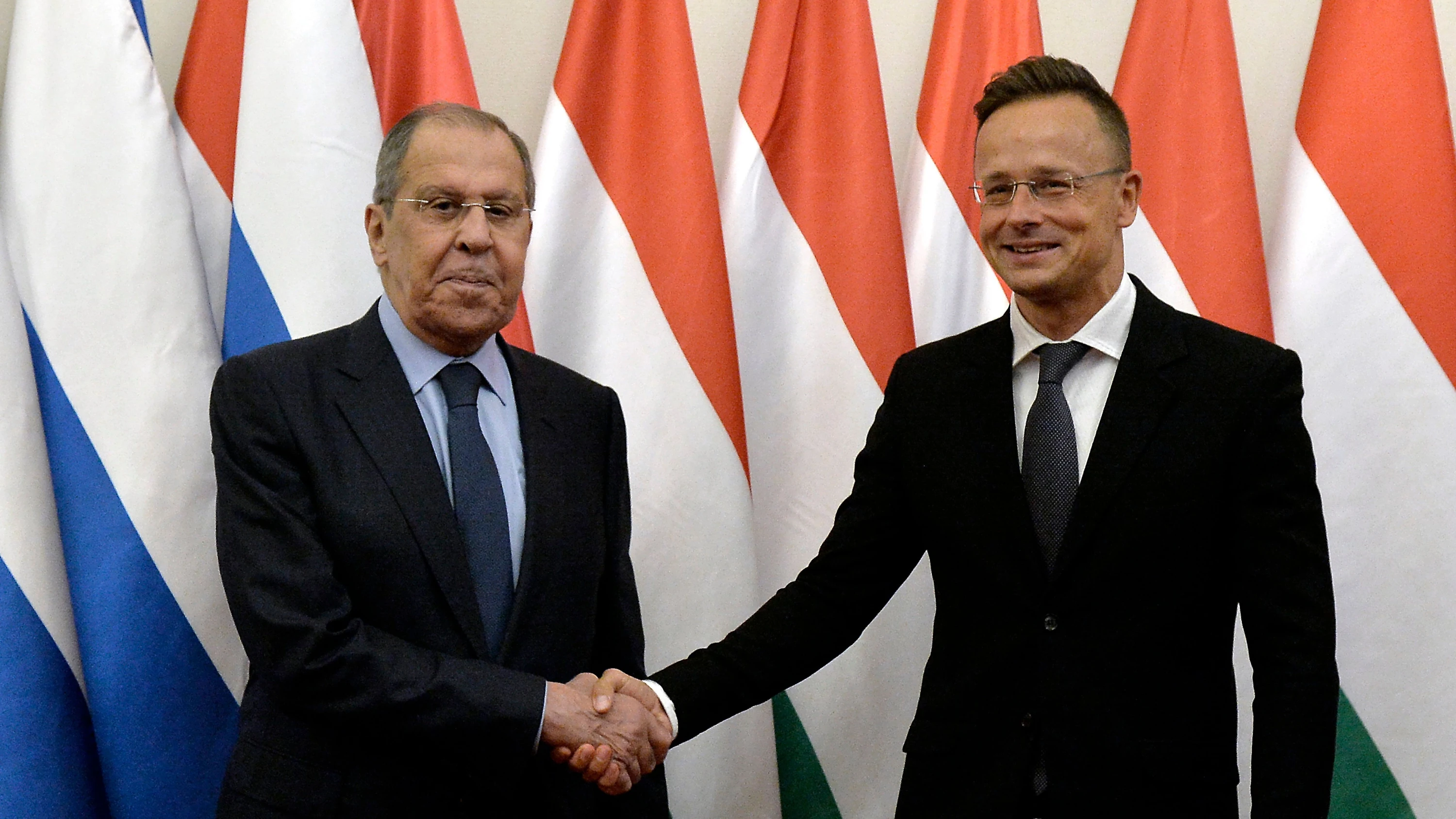 Bild: Liveblog Ukrainekrieg: Abgehörtes Telefonat: Ungarns Außenminister versprach Lawrow offenbar Gefälligkeiten