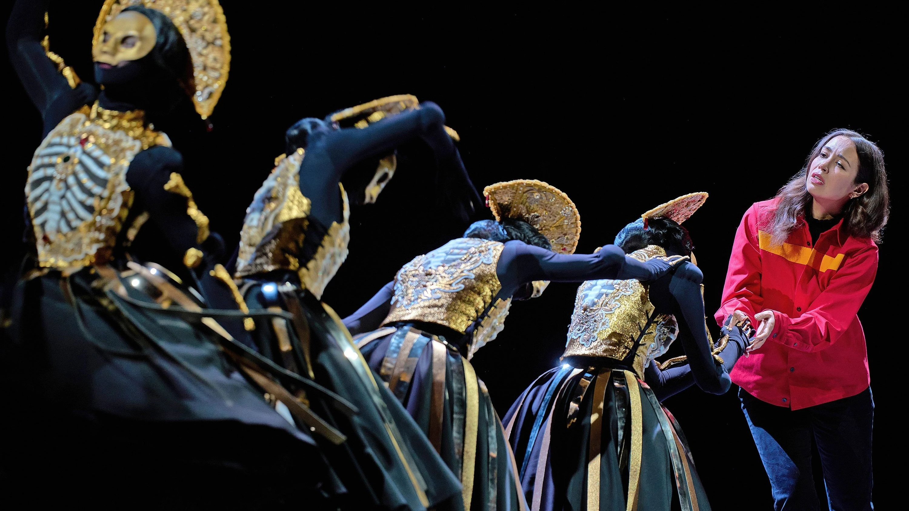 Wiener Staatsoper: Die Torte kommt per Gabelstapler