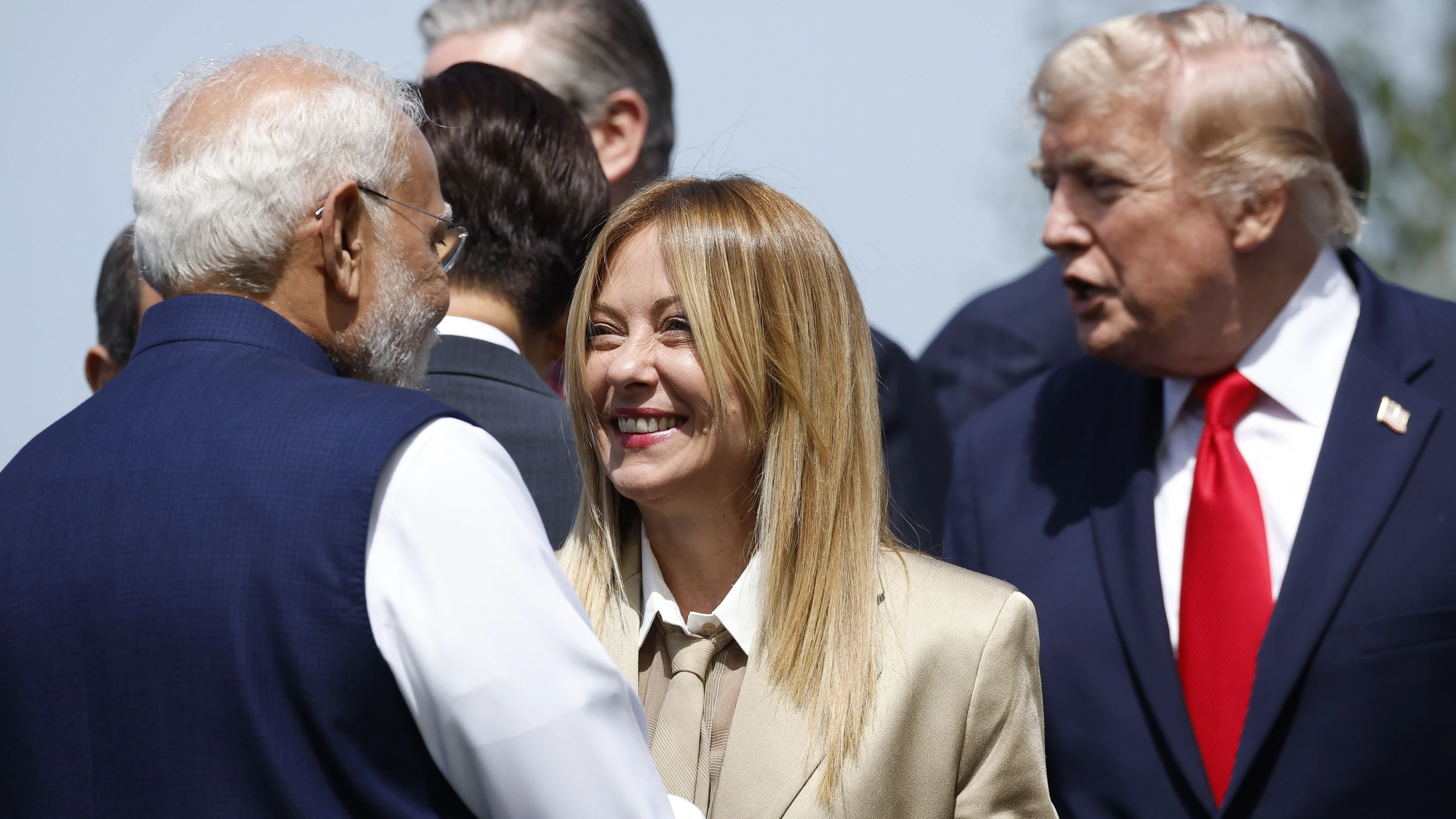Foto auf G-7-Gipfel: Trump sorgt mit Spott über Meloni für diplomatische Spannungen