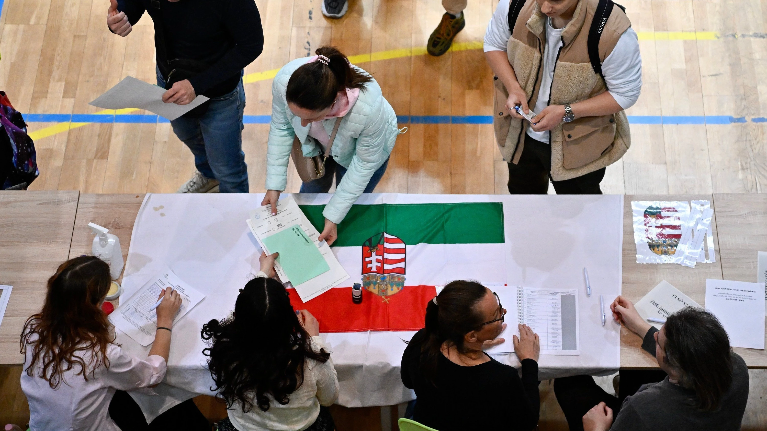 Bild: Liveblog Wahl in Ungarn: Rekord bei Wahlbeteiligung