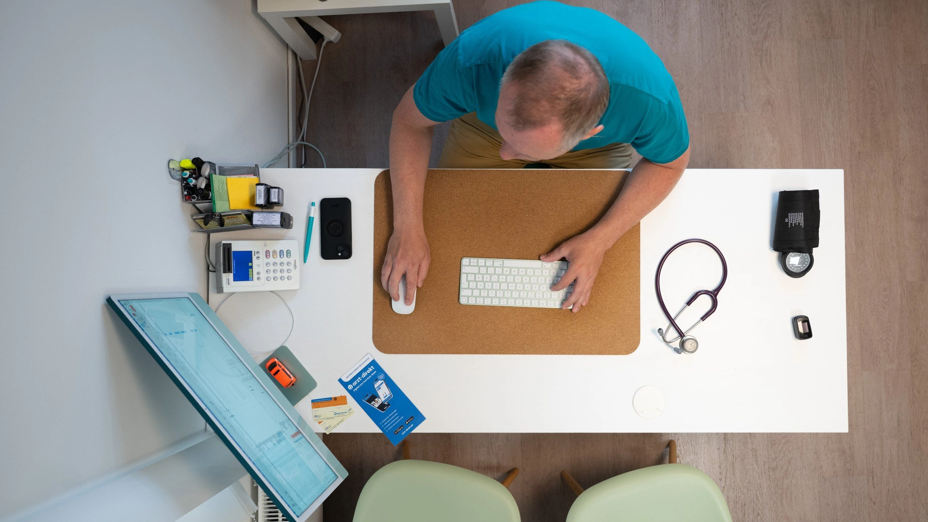 Bericht aus der Notaufnahme: Wenn Ärzte verzweifeln, weil das Fax nicht kommt Bericht aus der Notaufnahme: Wenn Ärzte verzweifeln, weil das Fax nicht kommt