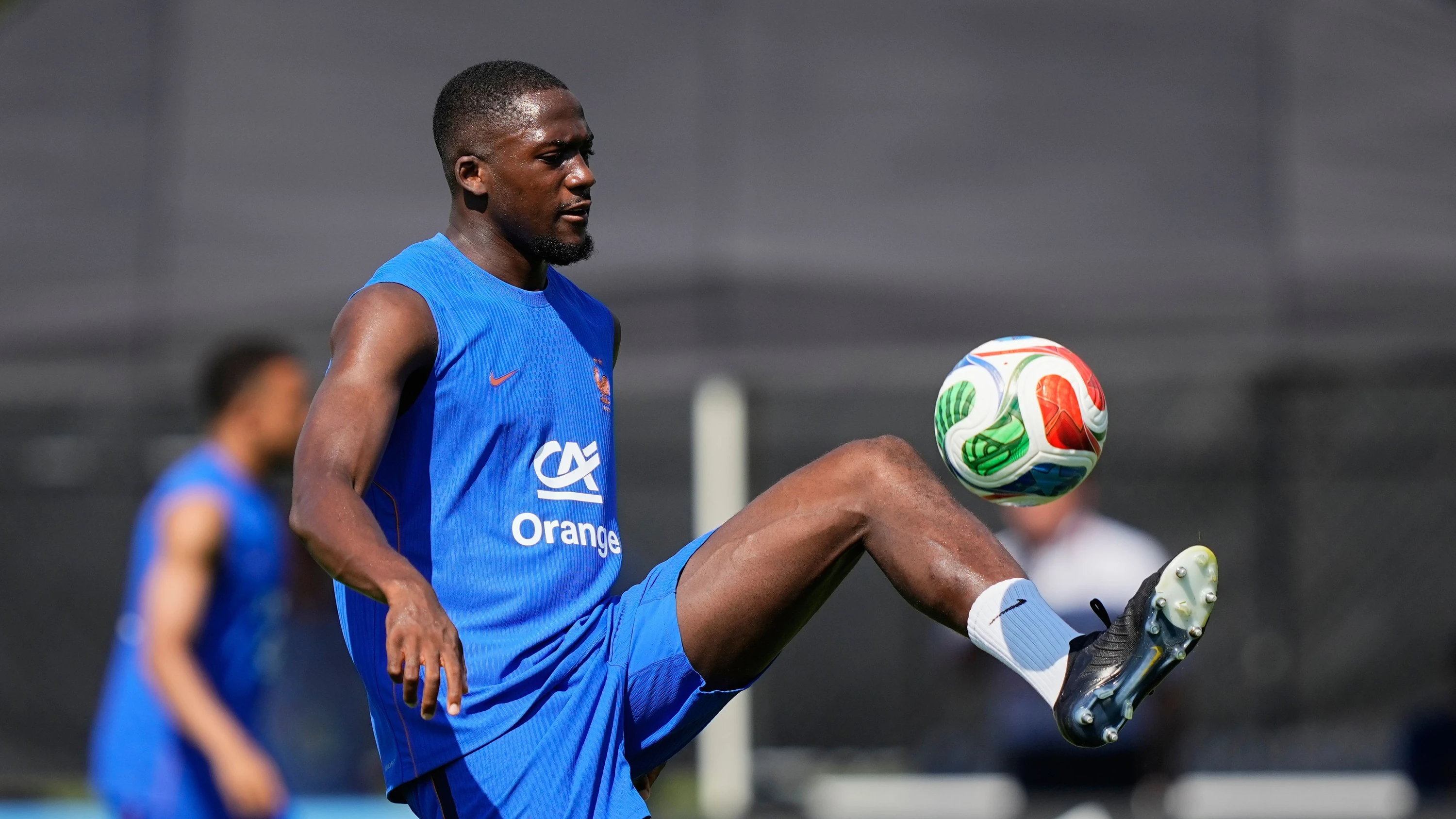 Aktuell spielt Ibrahima Konaté mit Frankreich um den WM-Titel – danach geht es für den Verteidiger nach Madrid. - AP Photo/Martin Meissner