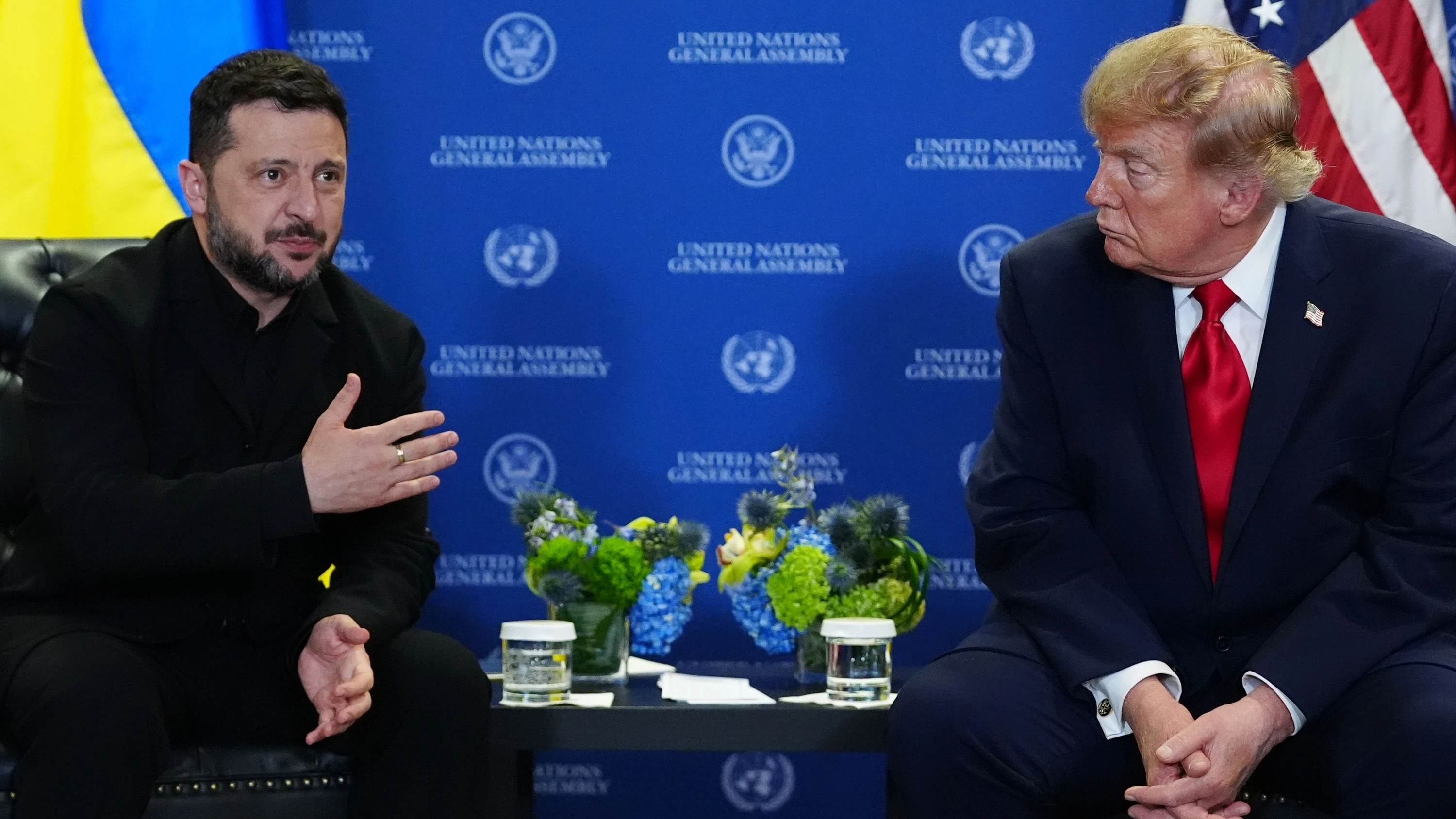Liveblog Ukrainekrieg: Selenskyj: Ukraine bereit zu Teilwaffenruhe für Angriffe auf Energieanlagen