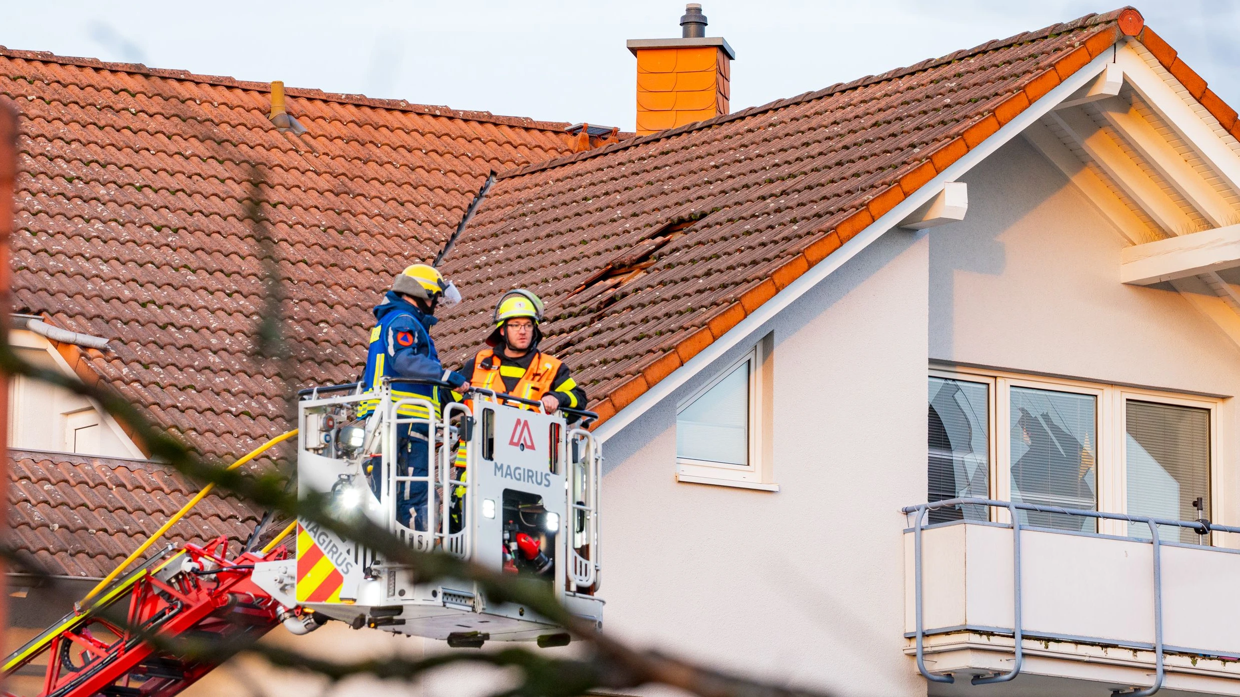 Fliegerbombe in hanau: Weniger Schäden als befürchtet Fliegerbombe in hanau: Weniger Schäden als befürchtet