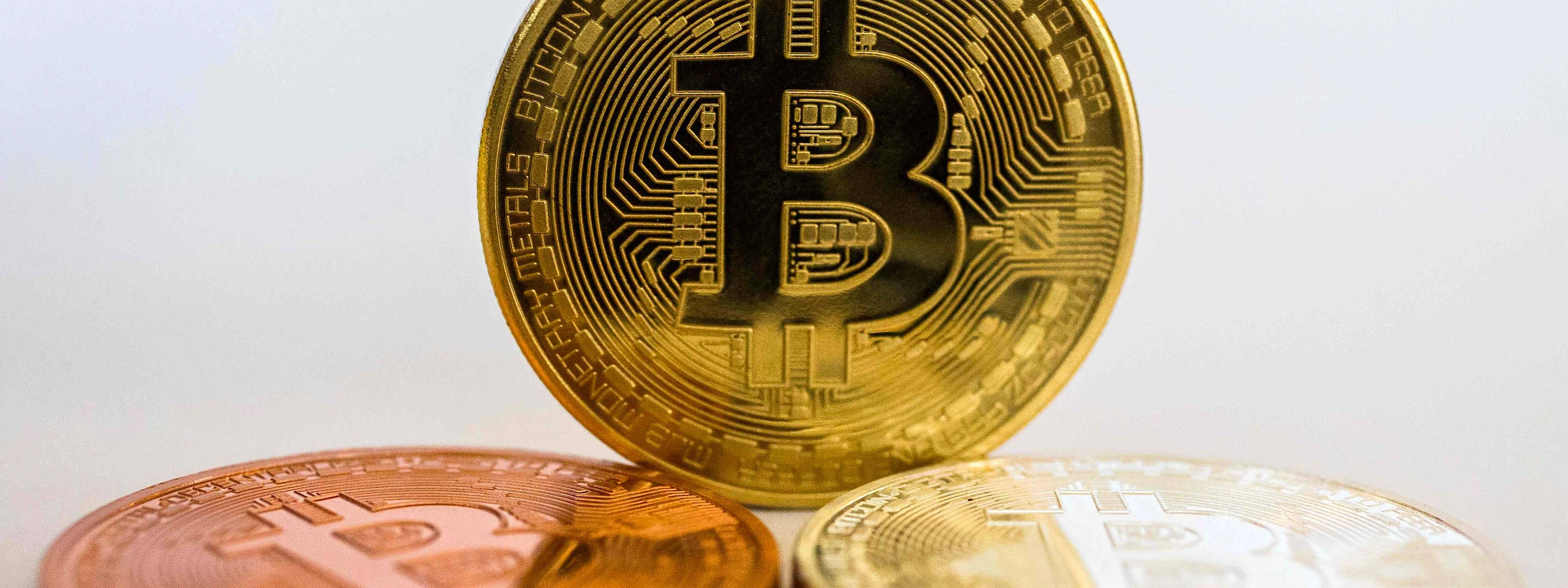 Bitcoin: Kurs der Krypto-Anlage fällt unter 5000 Dollar | FAZ
