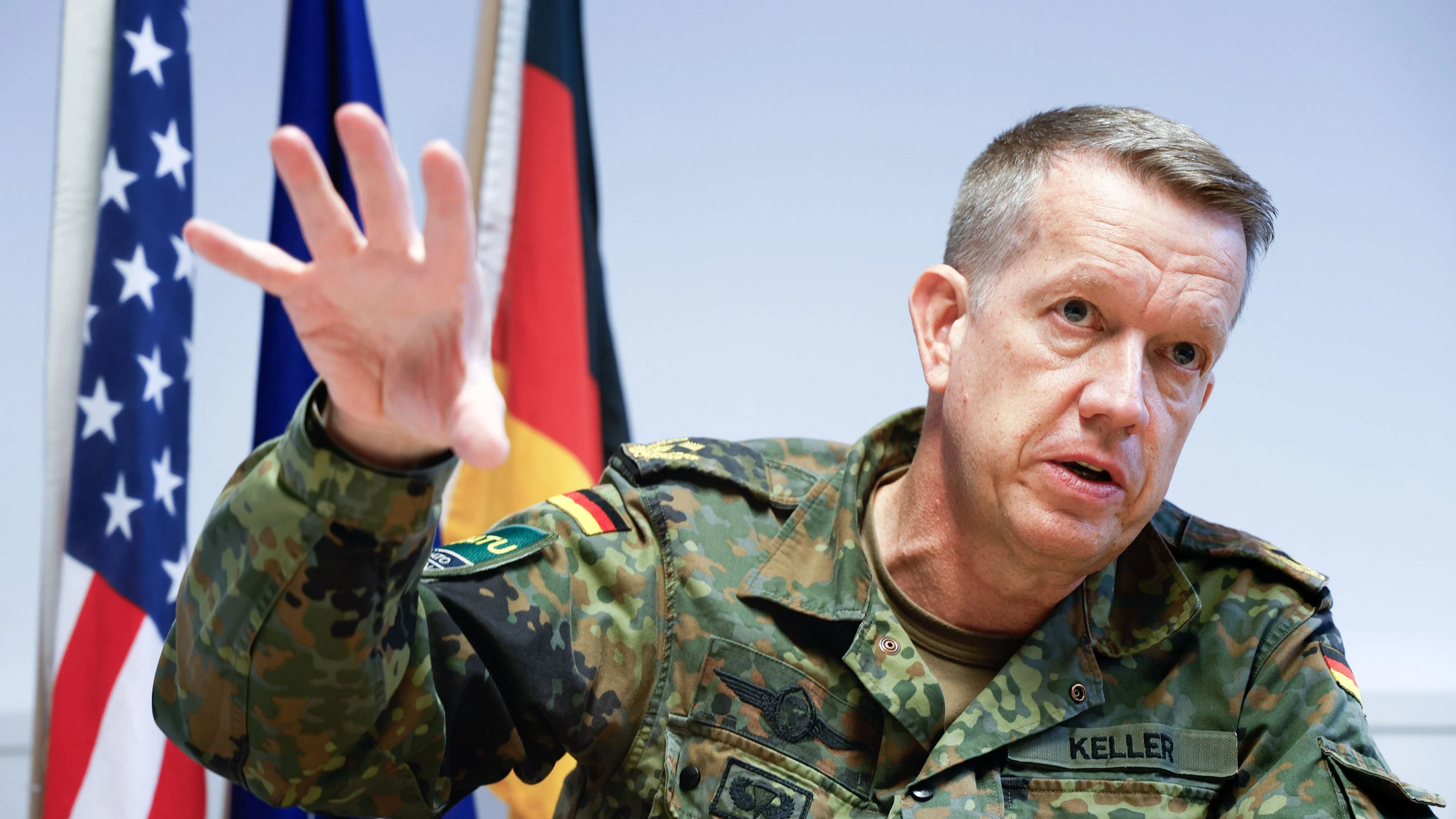 NATO-General Maik Keller: „Jeden Monat gehen 18.000 Tonnen Material in die Ukraine“