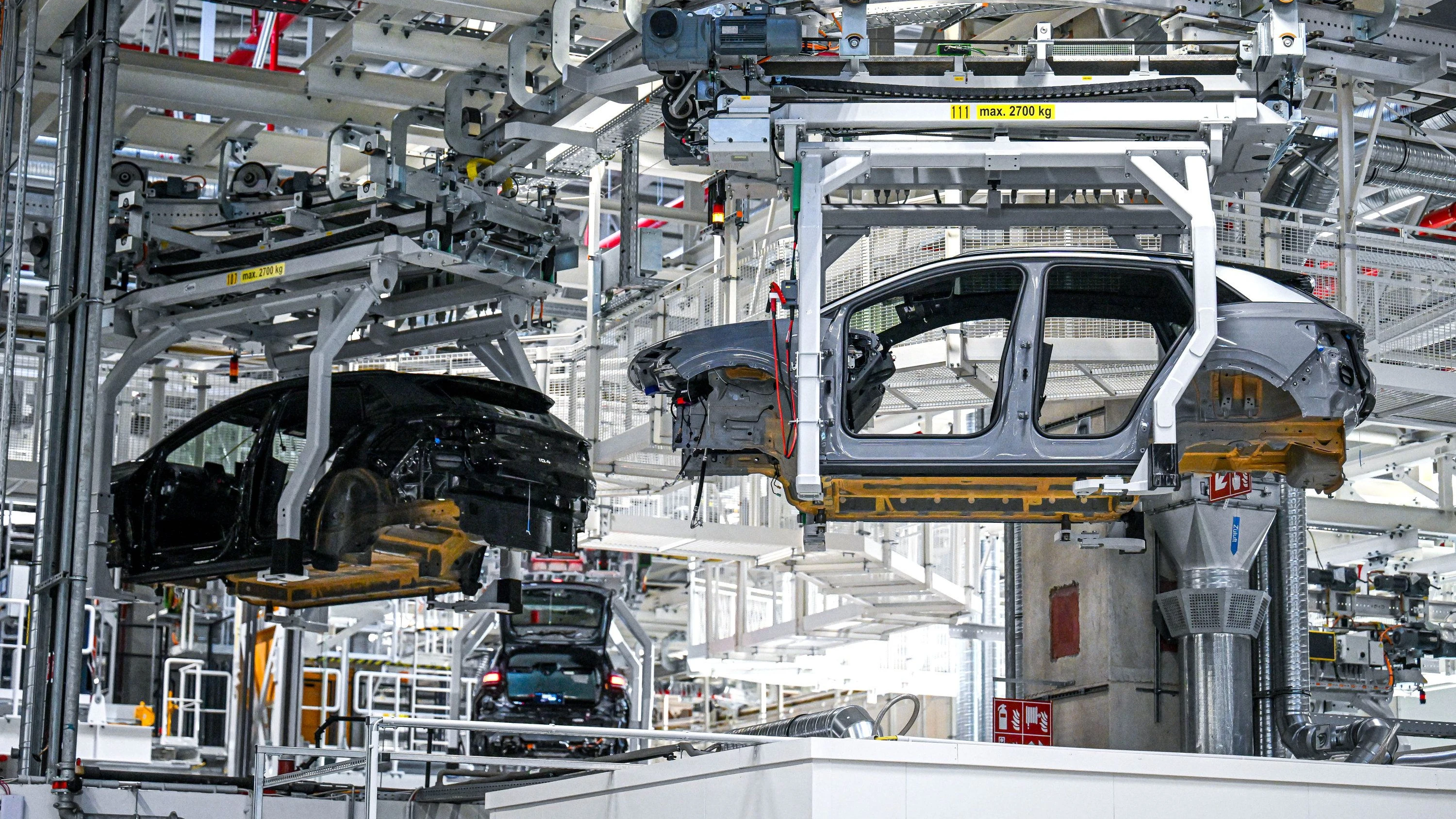 Folge des Irankriegs: Wirtschaftsforscher rechnen mit geringerem Wachstum