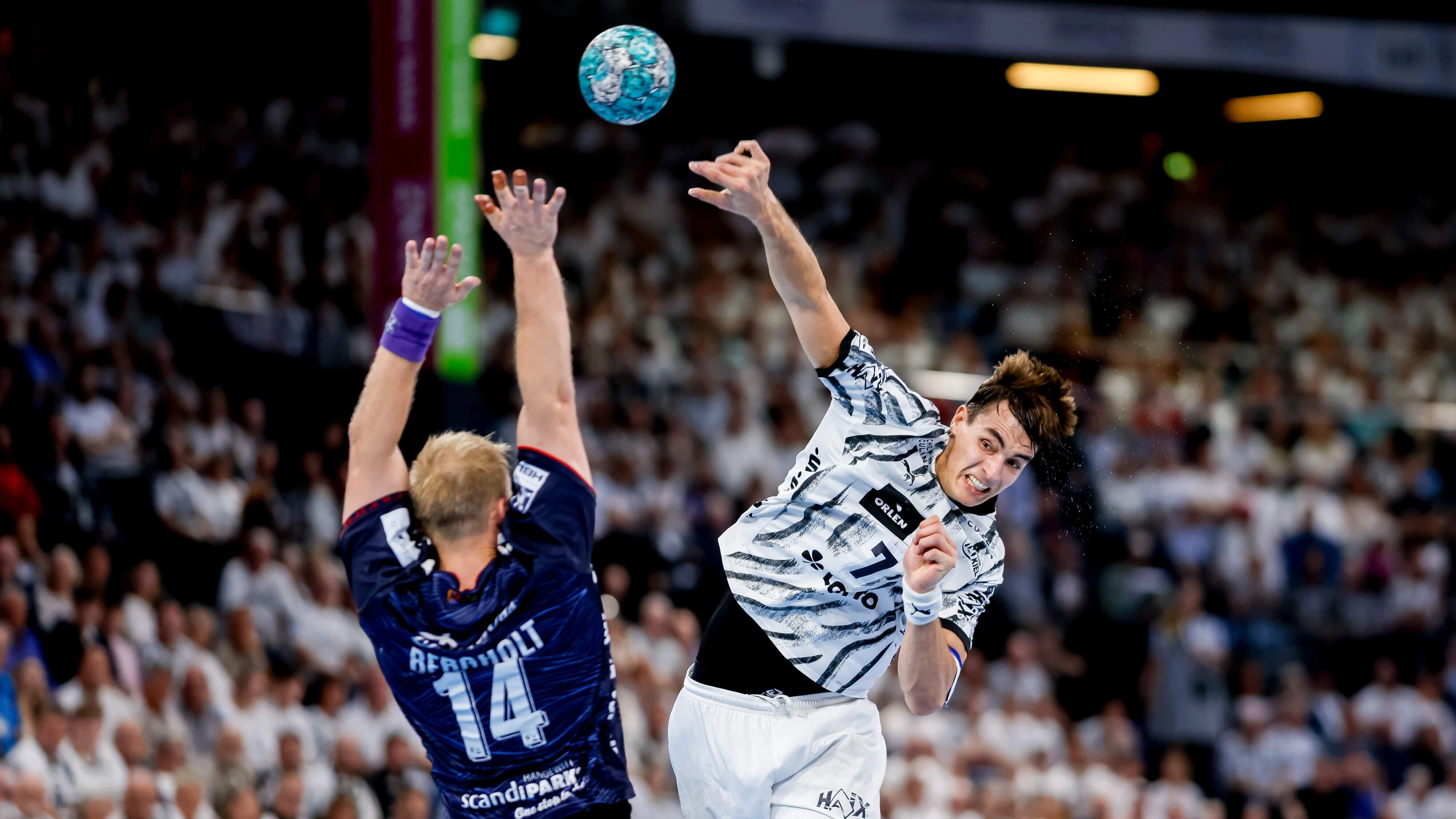 Hadert mit dem Ergebnis: Beim Derby gegen Flensburg reicht es nur zu einem Remis. - picture alliance / xim.gs