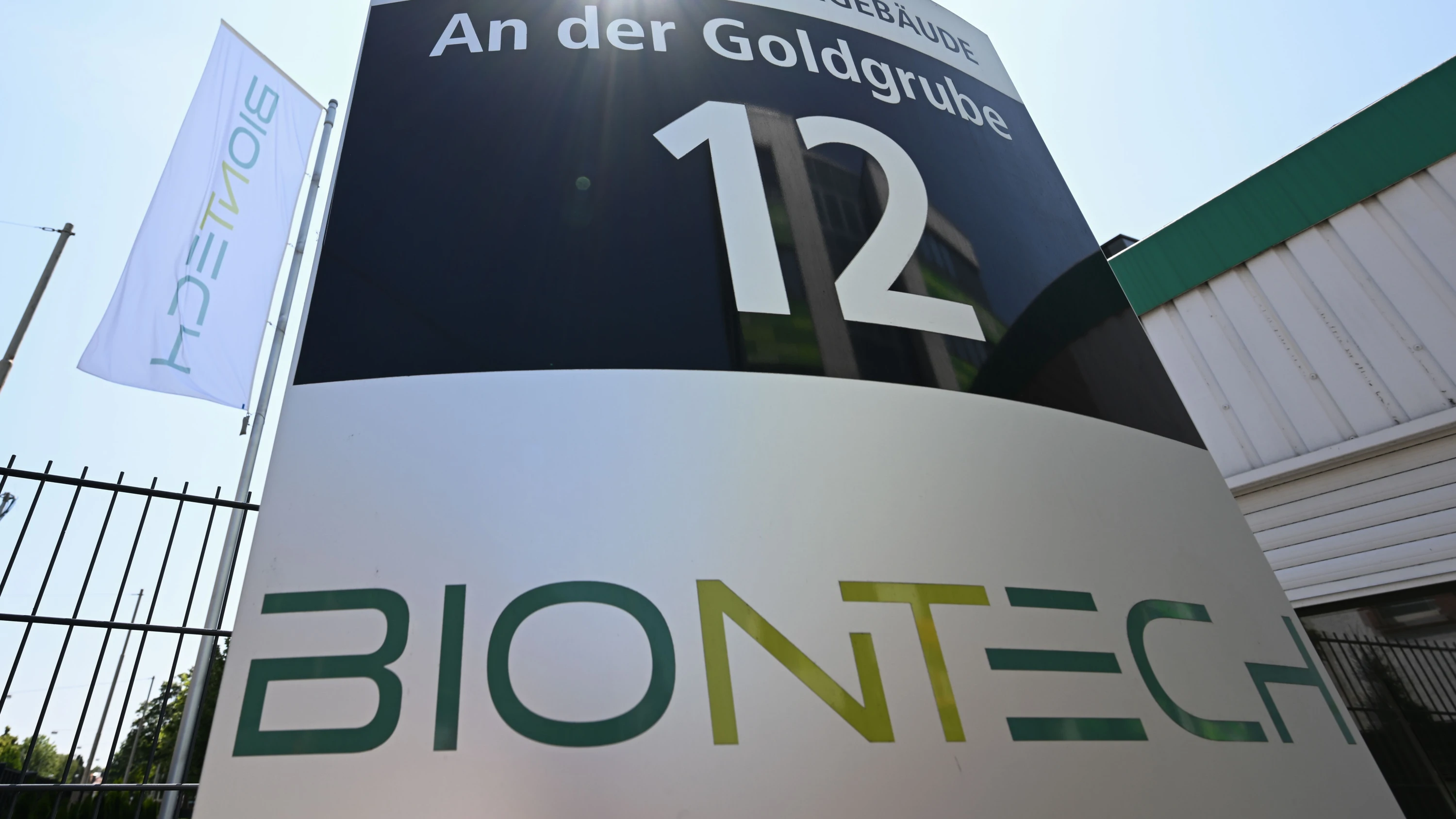 Unglücklicher Zeitpunkt: Biontech-Vorstand verkauft Aktien