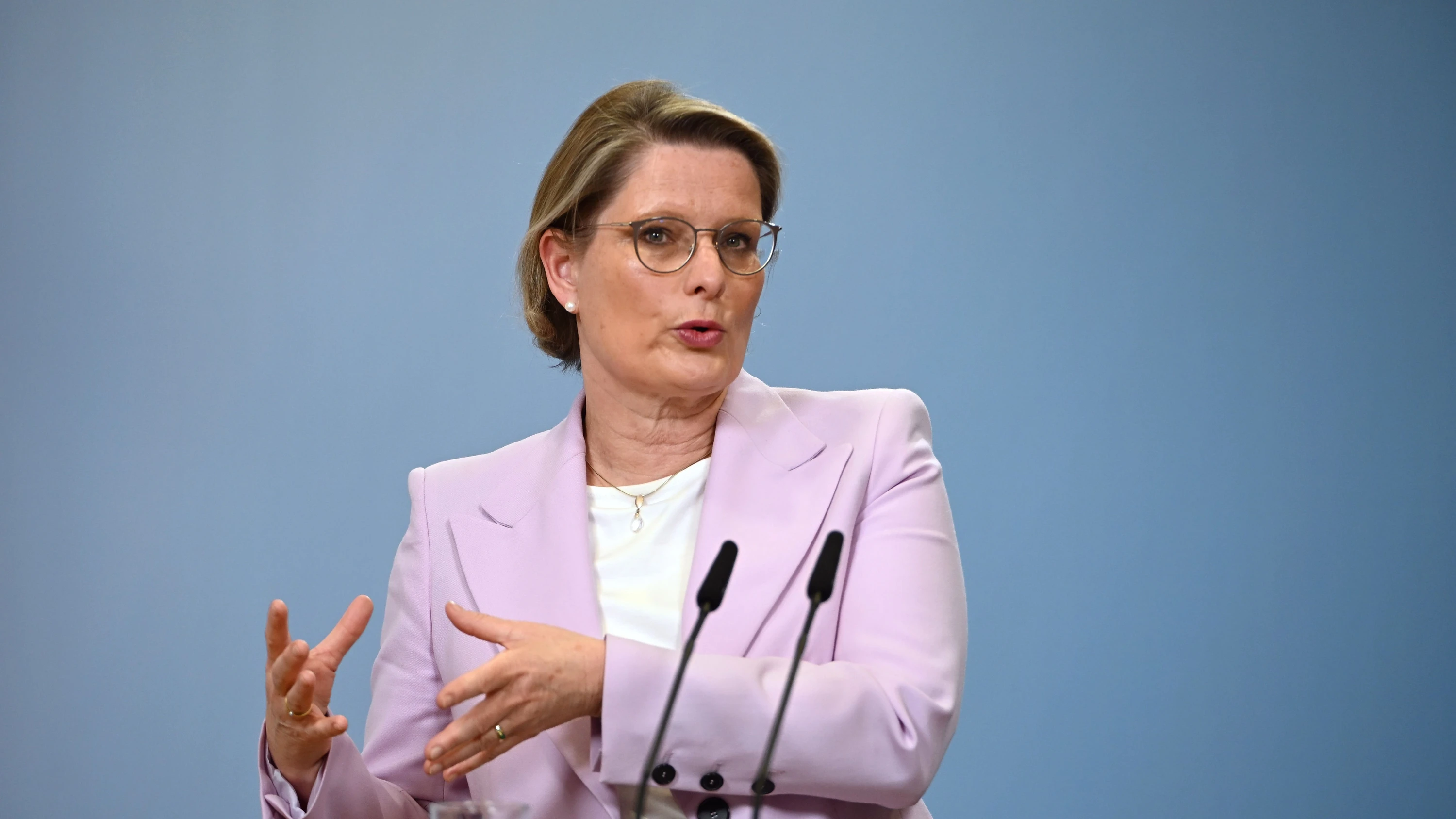 „Wir holen Täter aus der Anonymität“: Kabinett beschließt dreimonatige Speicherung von IP-Adressen