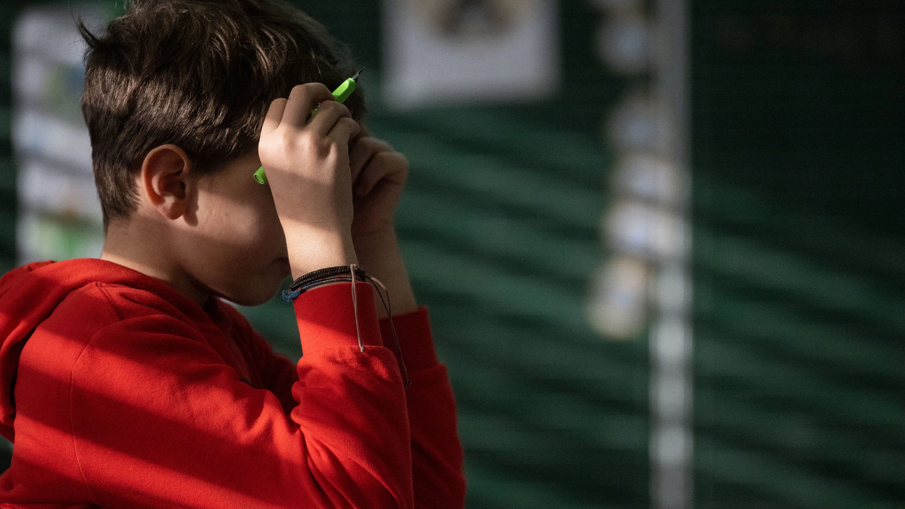 Psychotherapeut im Interview: „Junge Menschen beschreiben Schule ganz klar als große Belastung“