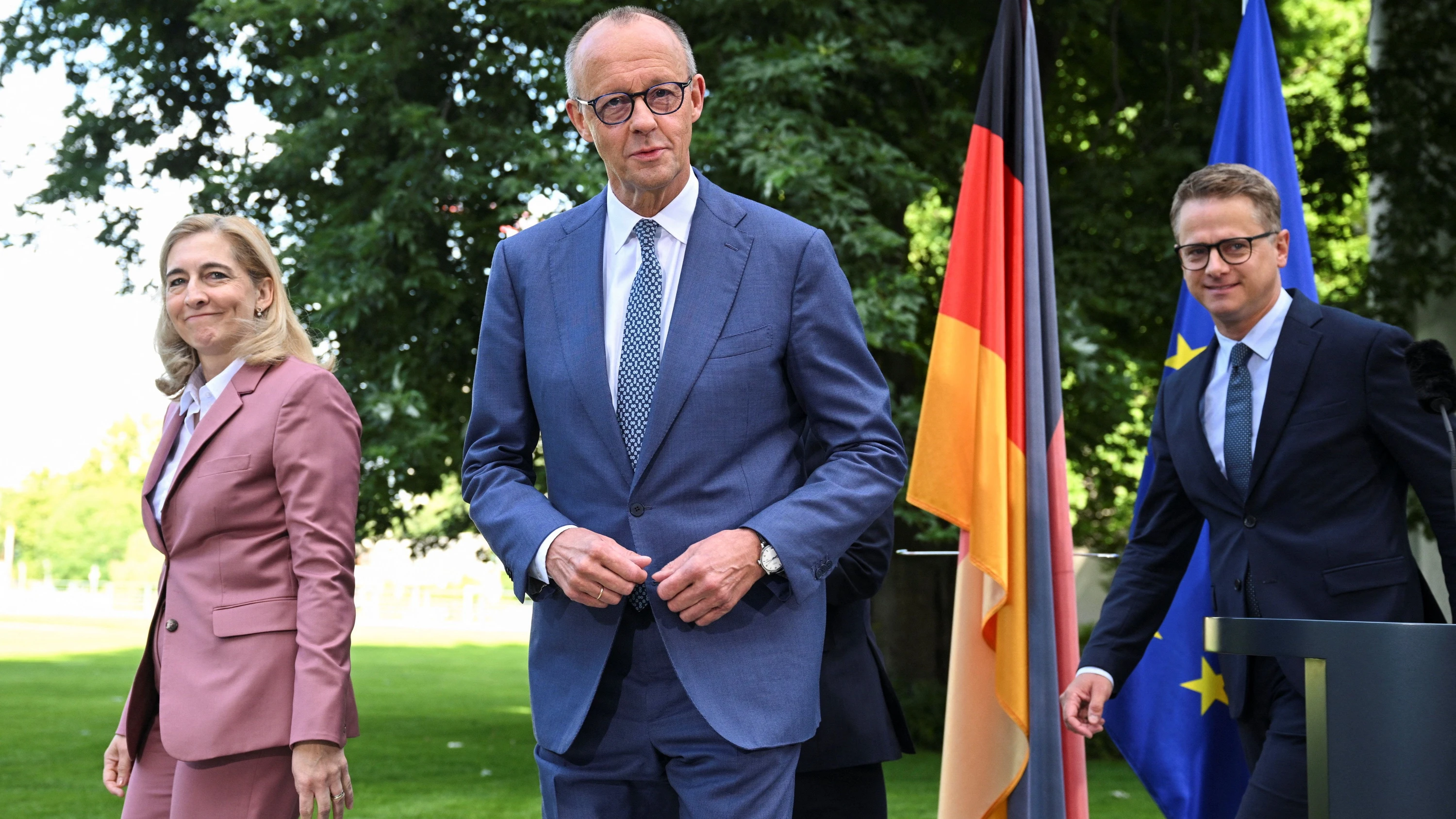 Kabinettsumbildung: Das trügerische Lächeln des Kanzlers