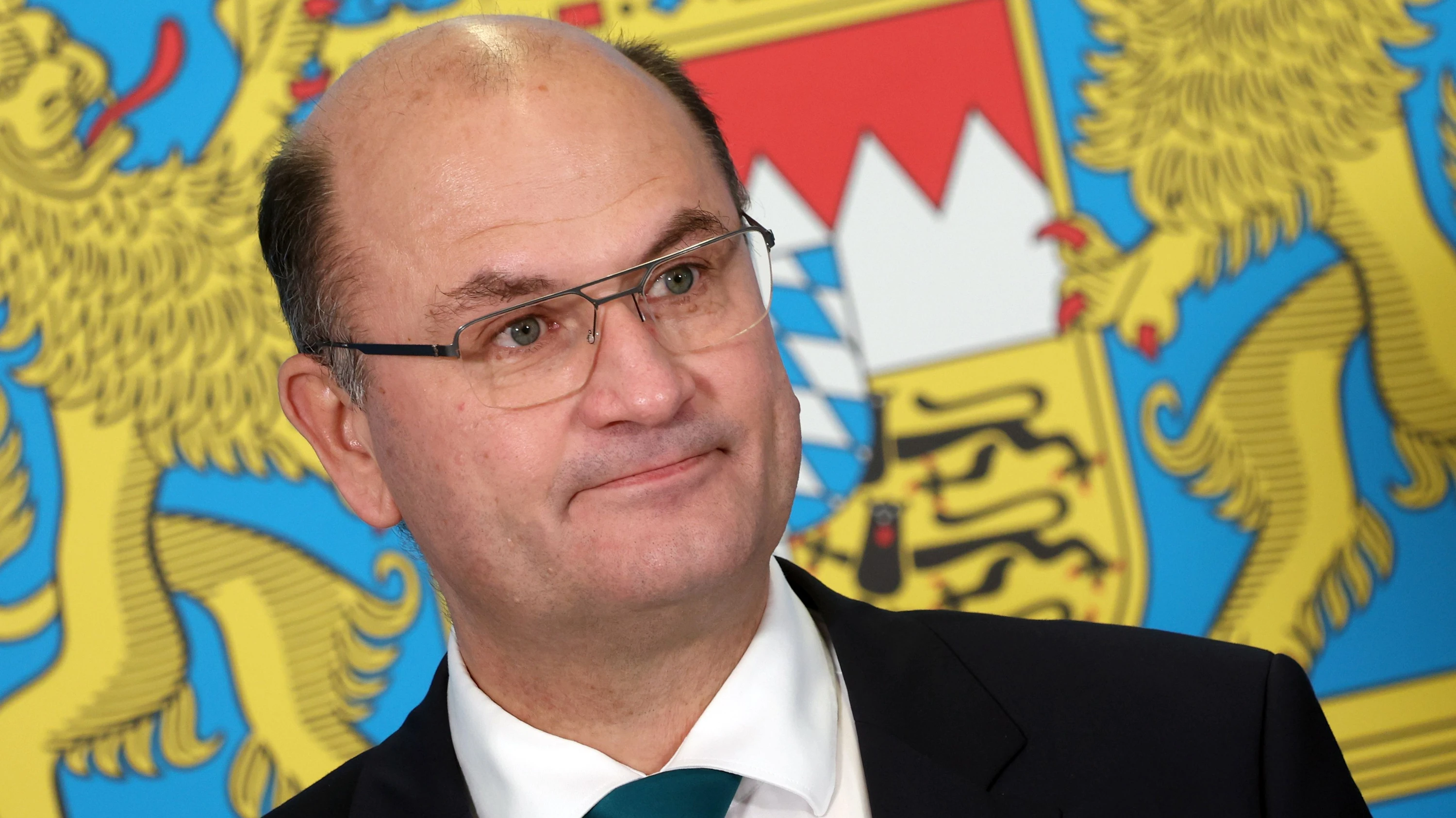 Bayern gegen Hessen: Machtkämpfe stören die Revolution in den Finanzämtern Bayern gegen Hessen: Machtkämpfe stören die Revolution in den Finanzämtern