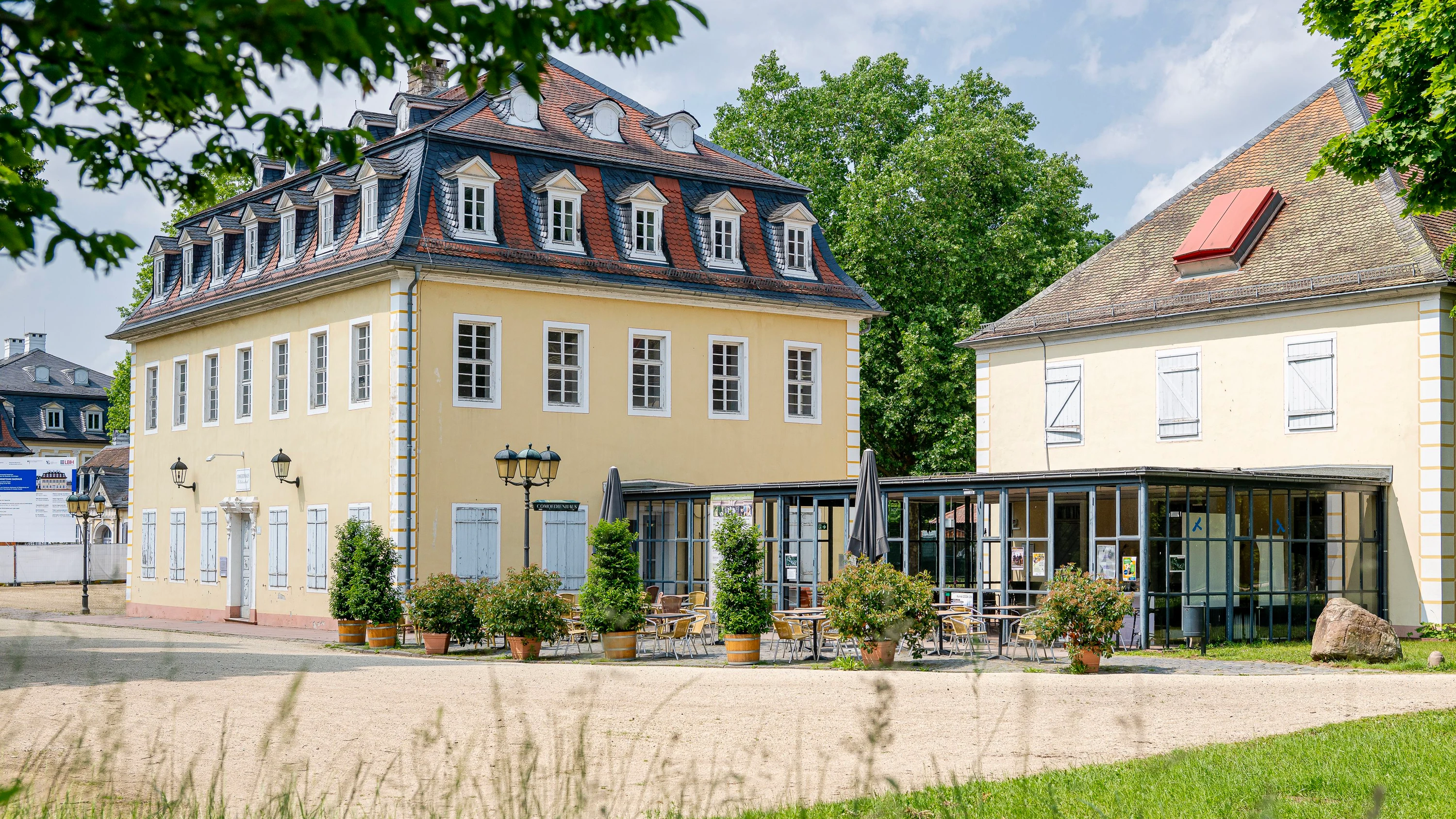 Baudenkmal wird saniert: Viel Geld für das Comoedienhaus
