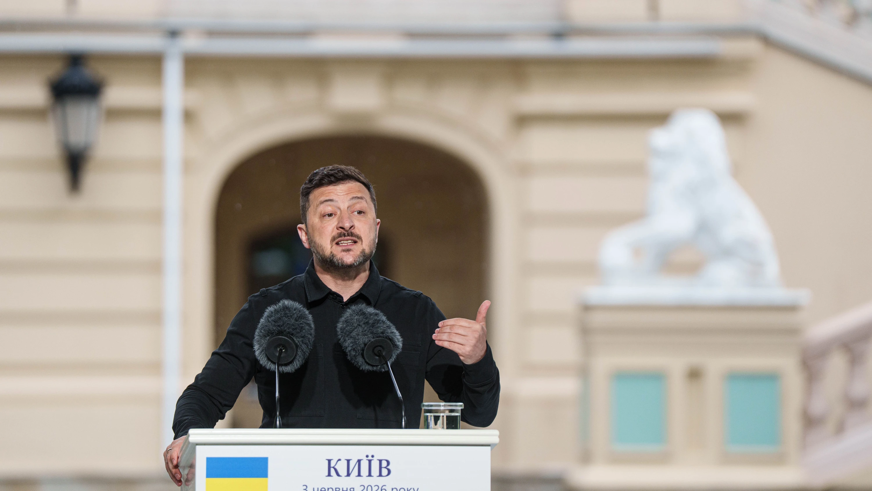 Liveblog Ukrainekrieg: Selenskyj verurteilt Angriff auf Atom