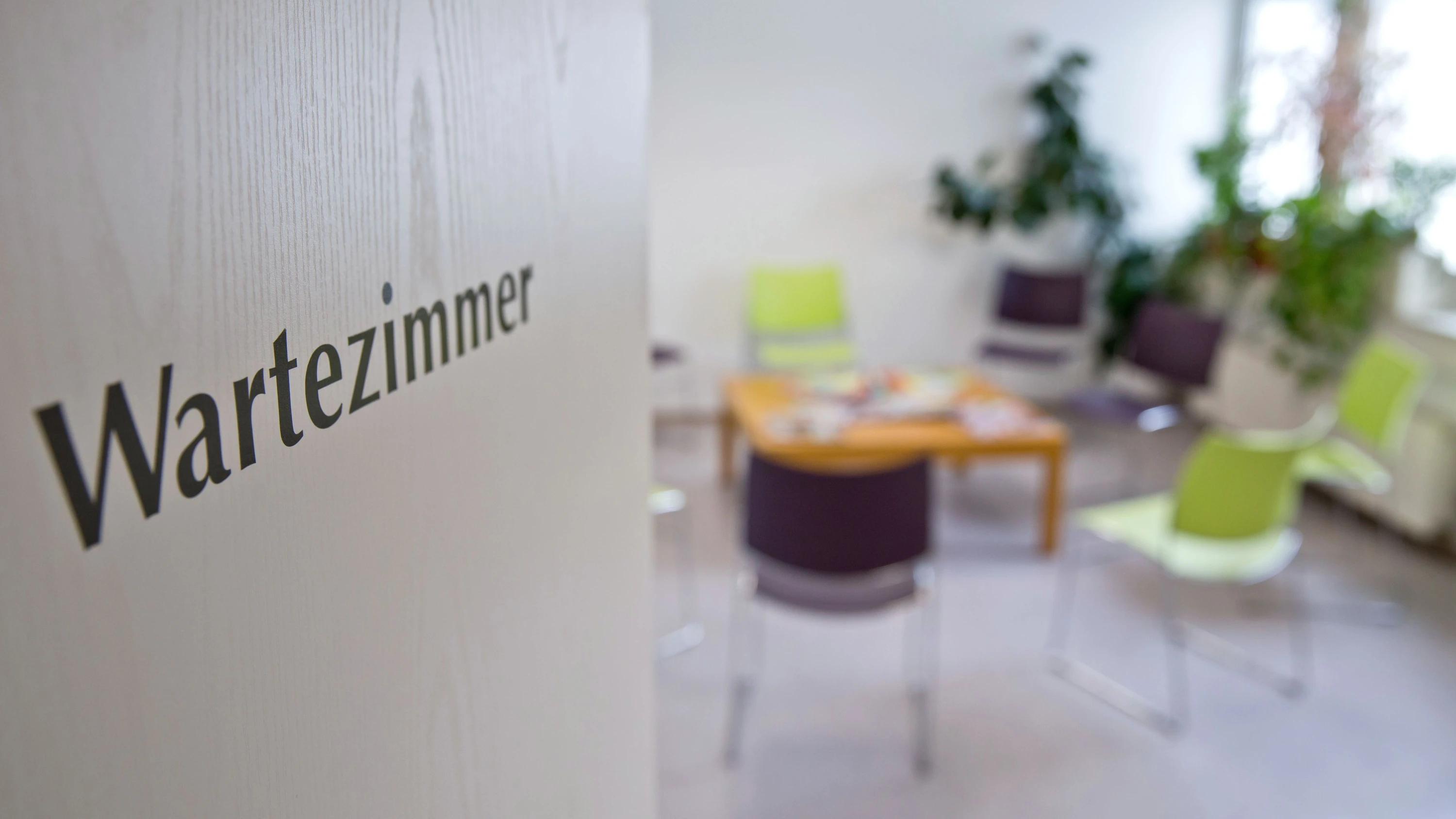 Bild: Hausarzt über Beschlüsse: „Patienten, die sich in unserer Toilette übergeben, da graust es mir“