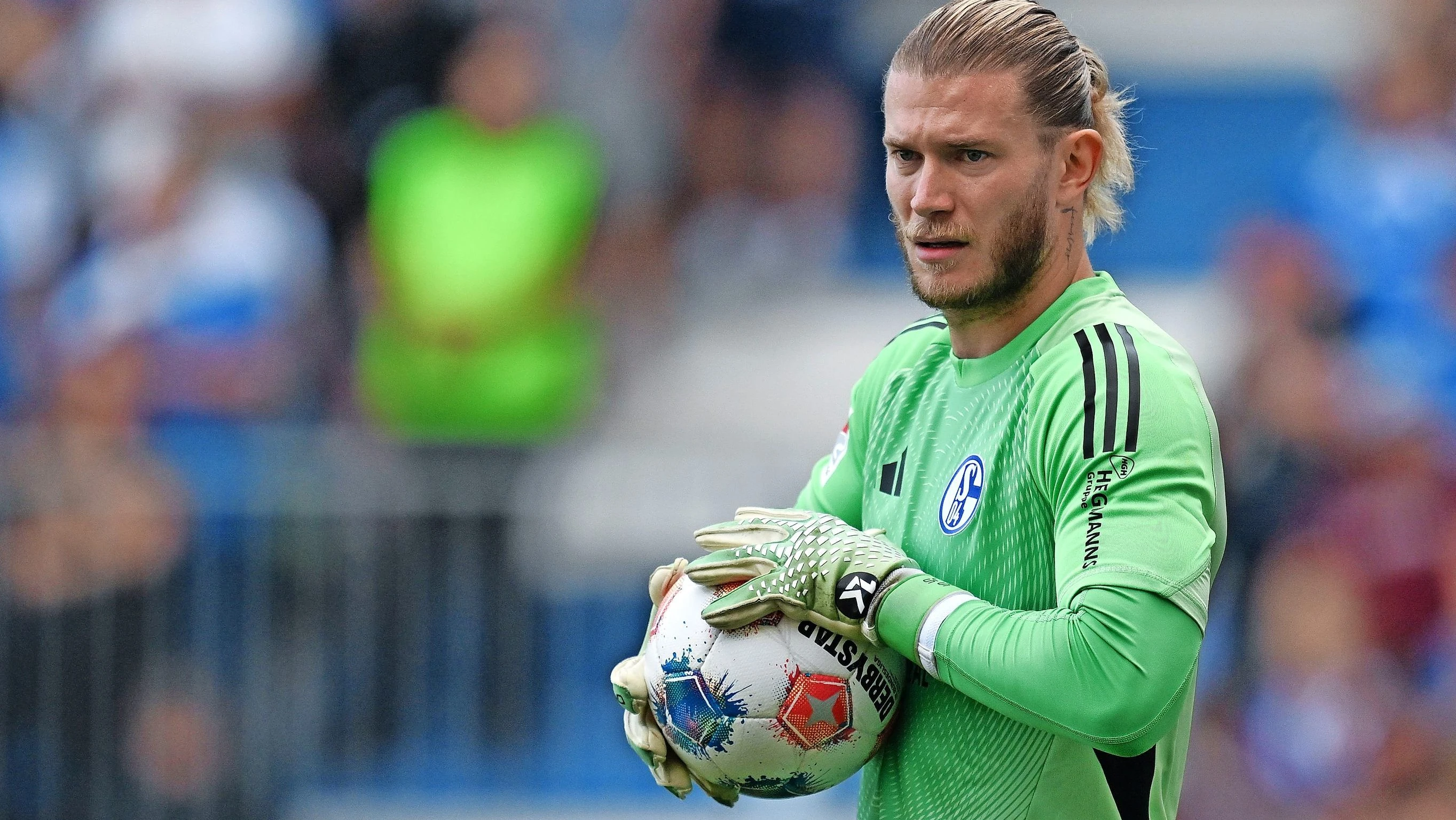 S04-Torwart im Fragebogen: Welche Regel würden Sie ändern, Herr Karius? S04-Torwart im Fragebogen: Welche Regel würden Sie ändern, Herr Karius?