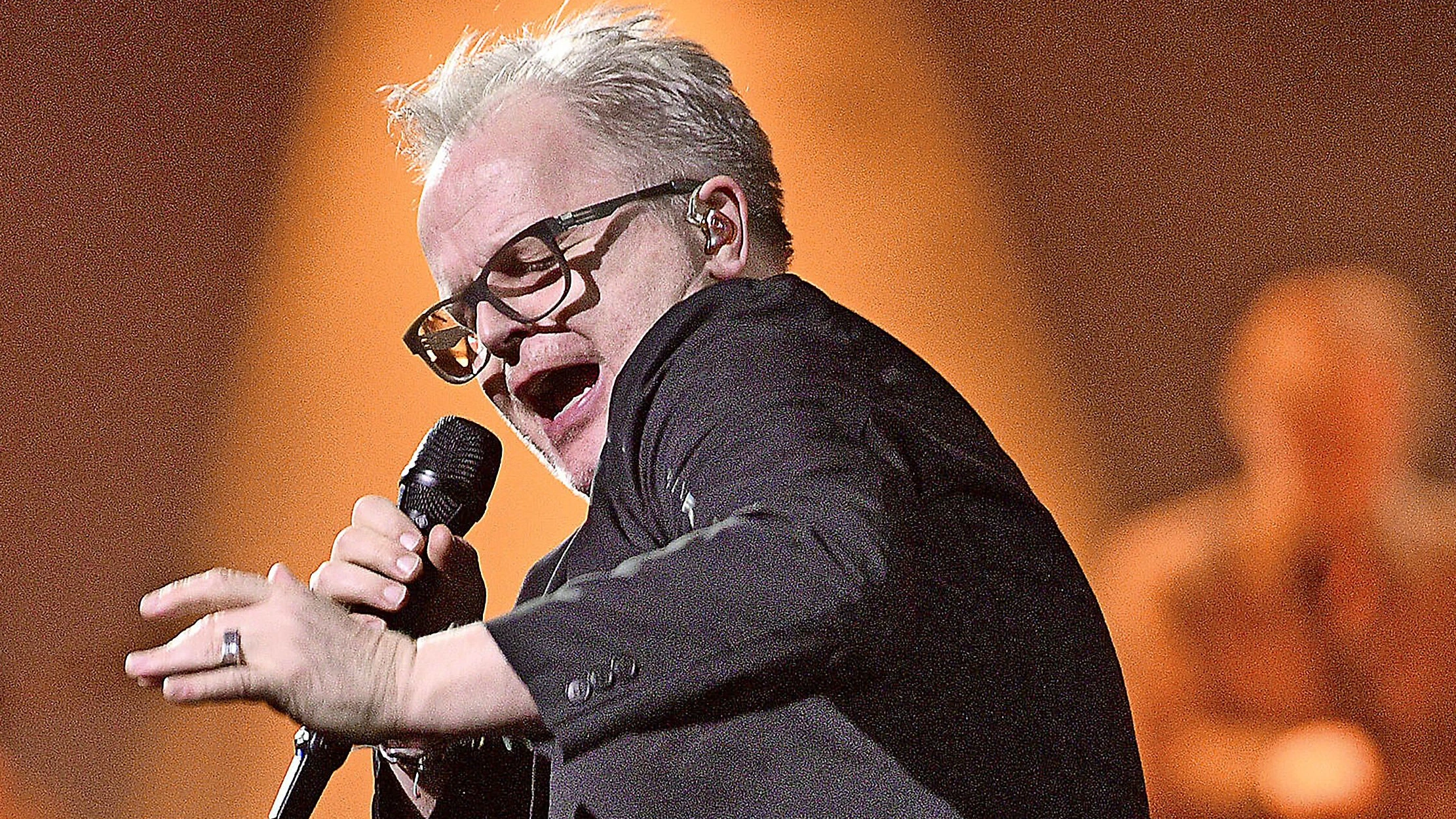 Herbert Grönemeyer wird 70: Der macht die Regenbiege Herbert Grönemeyer wird 70: Der macht die Regenbiege