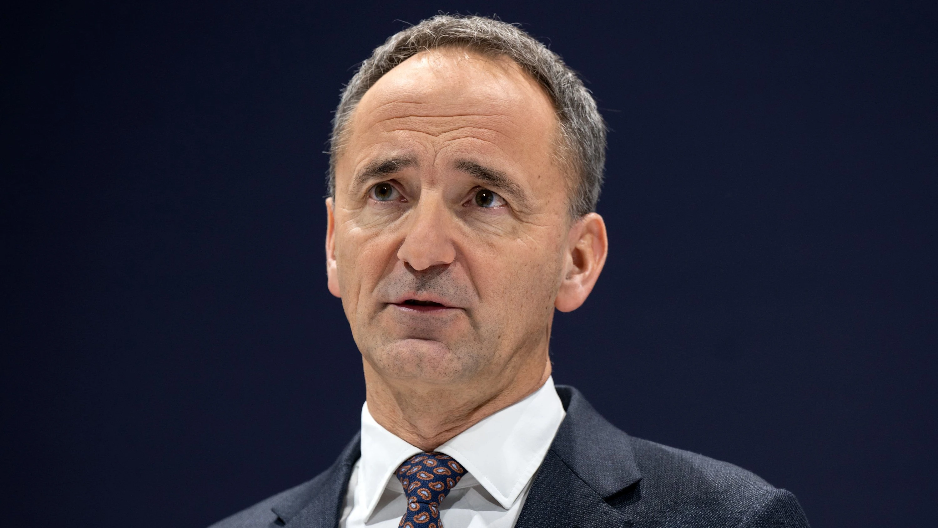 EU-Berater für KI: In der Kritik wegen der Nähe zu Siemens