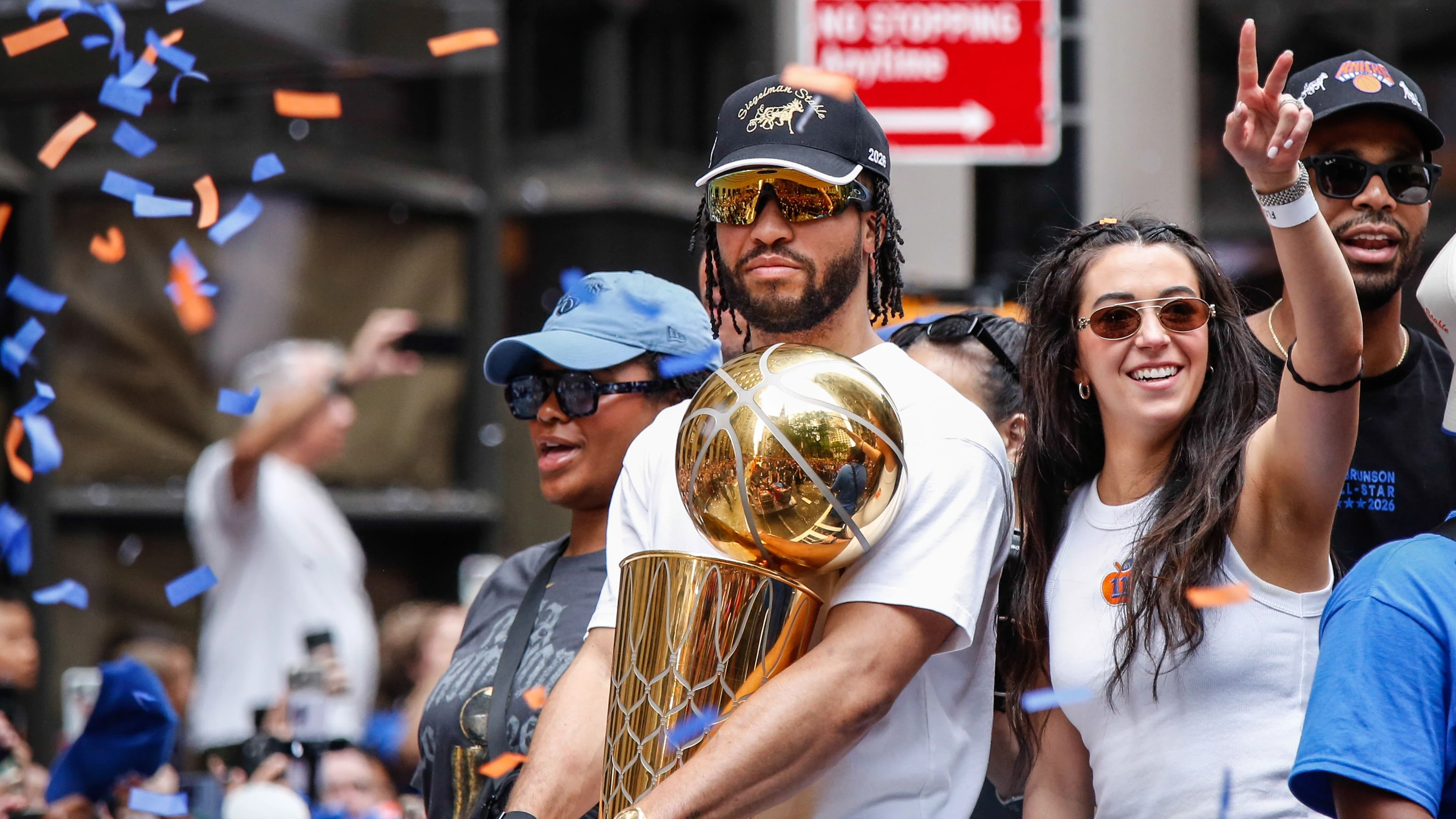 Knicks frenetisch gefeiert: Konfettiregen über New York