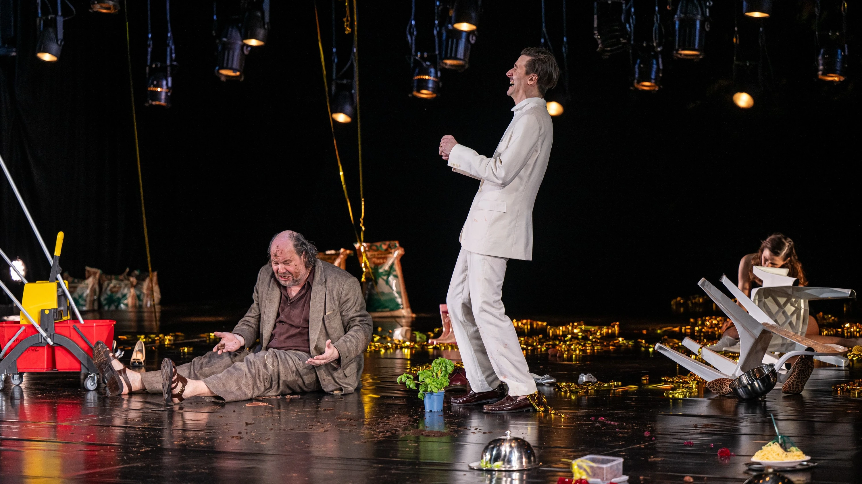 Schauspiel Stuttgart: Wird es von jetzt an immer dunkler?