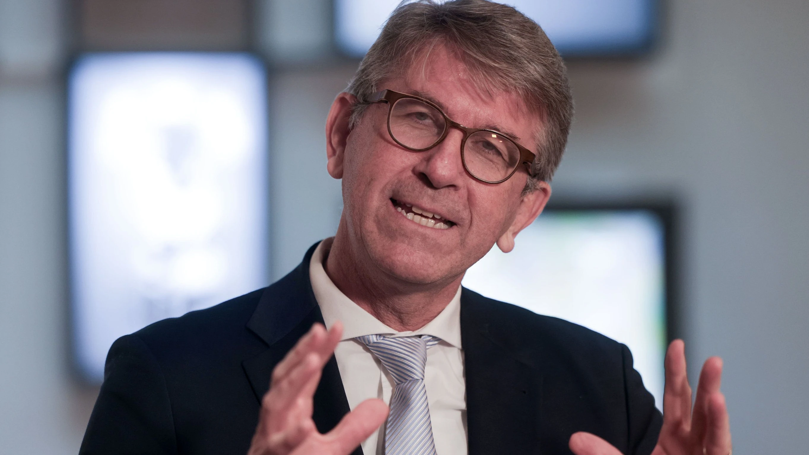 Streit um Filmförderung: SPD beharrt auf Gesetz zu Investitionspflicht für Streamer und Sender Streit um Filmförderung: SPD beharrt auf Gesetz zu Investitionspflicht für Streamer und Sender