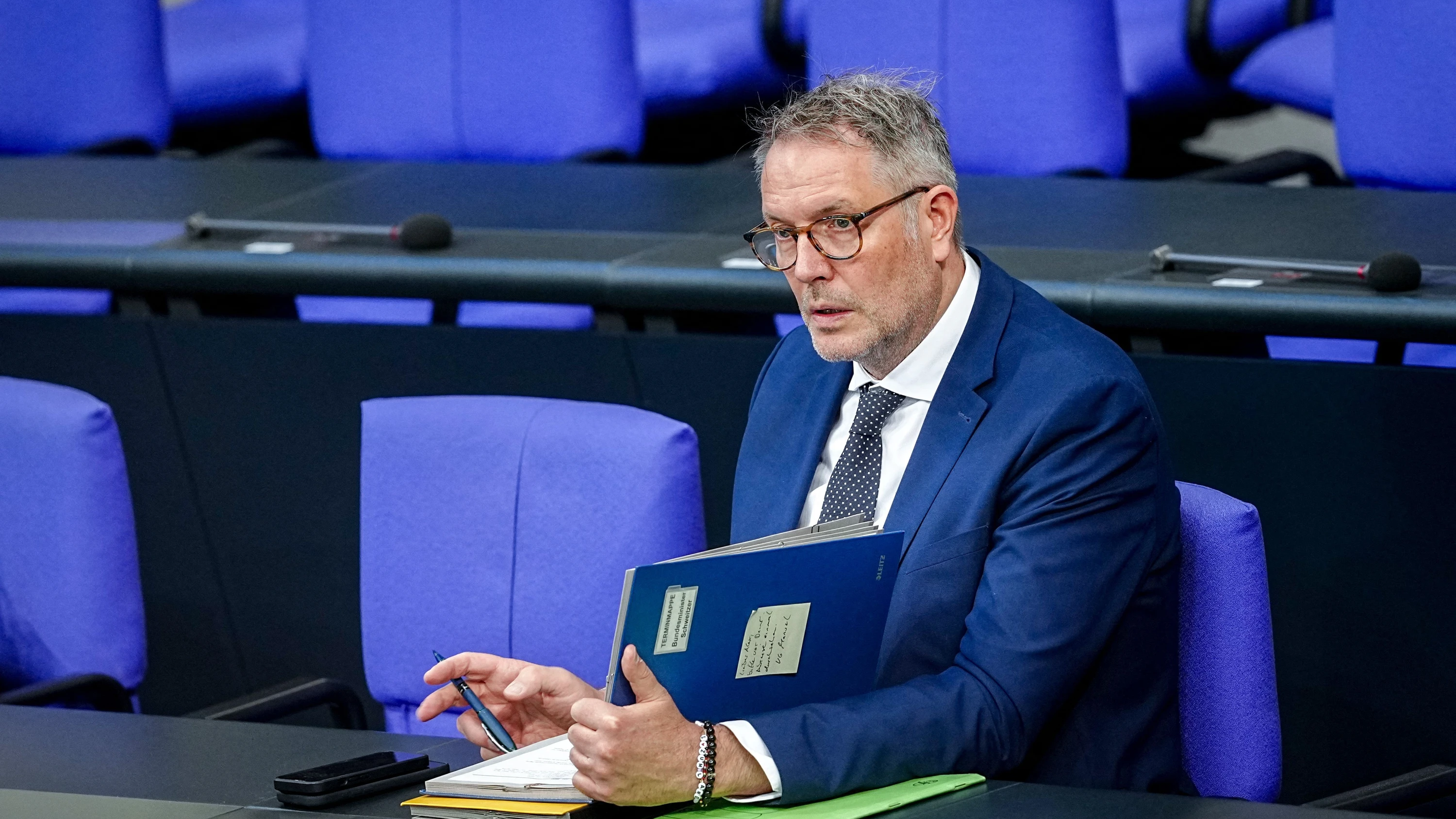 Deutschland Liveblog: Schweitzer will Kompromiss zu „Rente mit 63“ finden Deutschland Liveblog: Schweitzer will Kompromiss zu „Rente mit 63“ finden