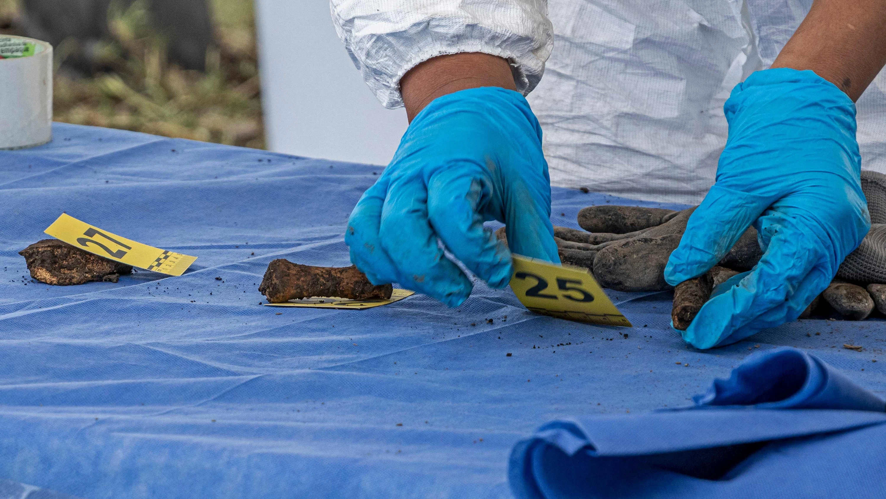 Mexiko-Stadt: Mehr als 1000 Kochenstücke gefunden