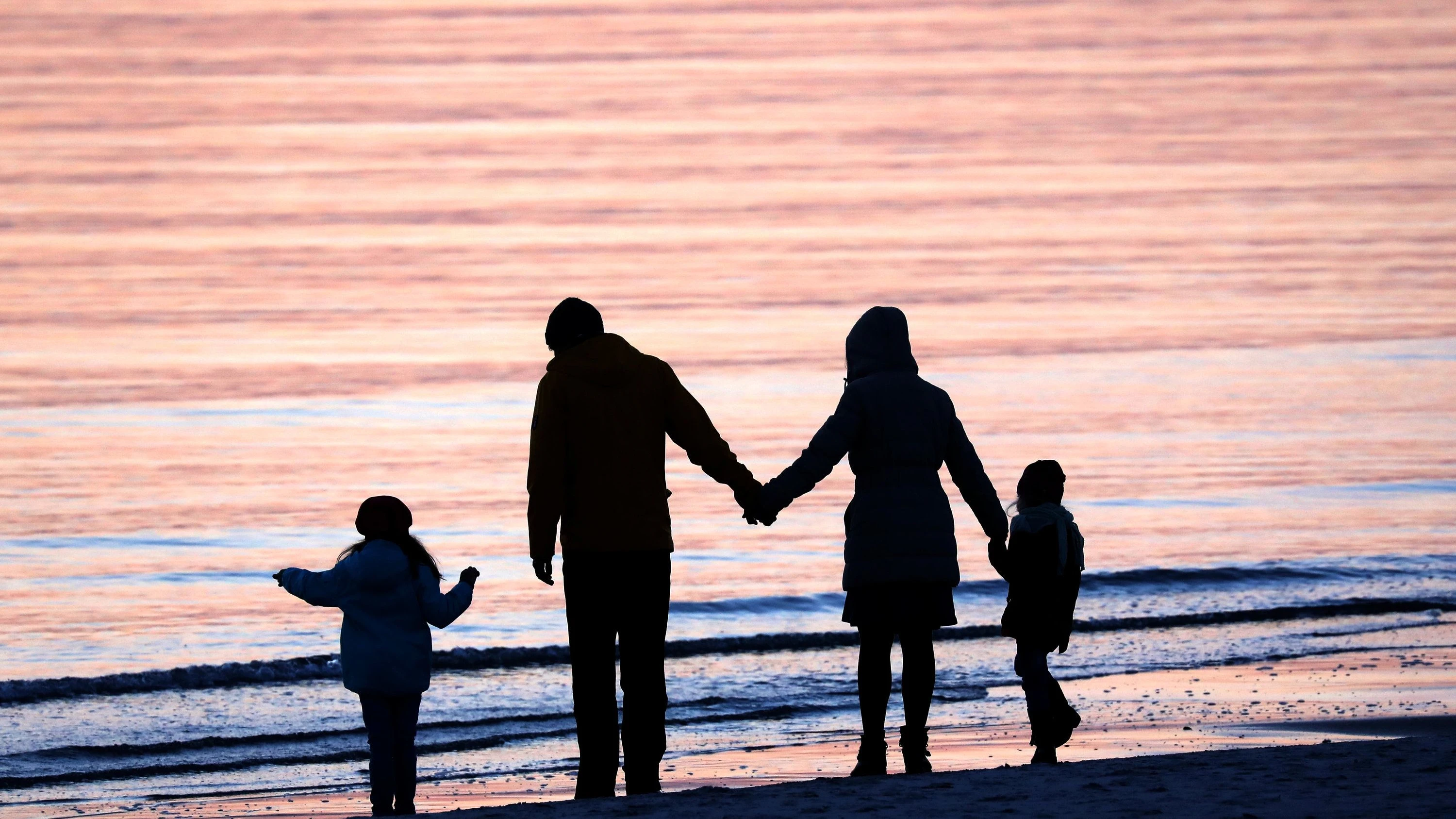 Paare mit Kinderwunsch: Warum werden nicht mehr Kinder adoptiert? Paare mit Kinderwunsch: Warum werden nicht mehr Kinder adoptiert?