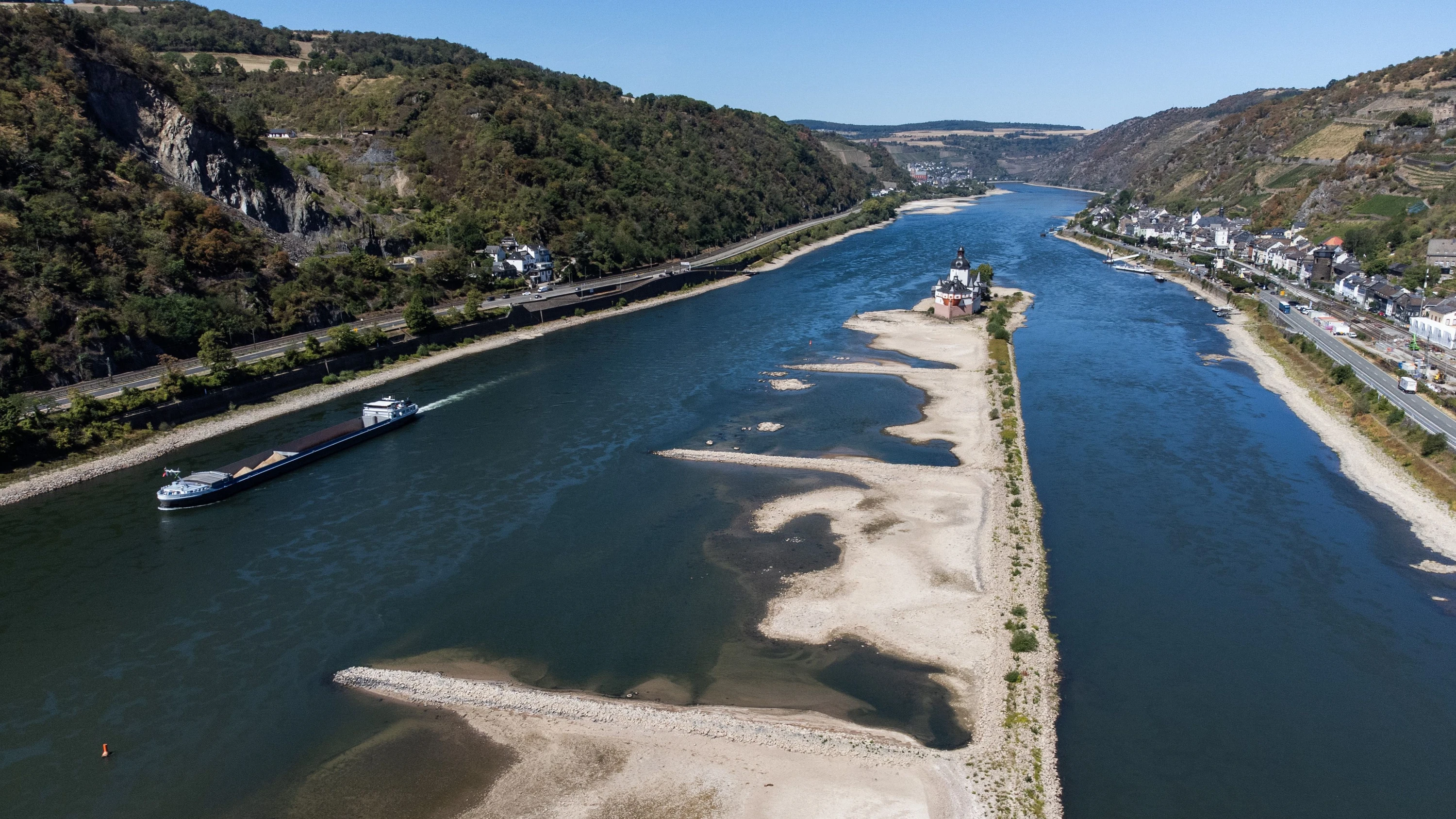 Bild: Dürre am Rhein: „Wir sehen zu, wie wir in unser Verderben steuern“