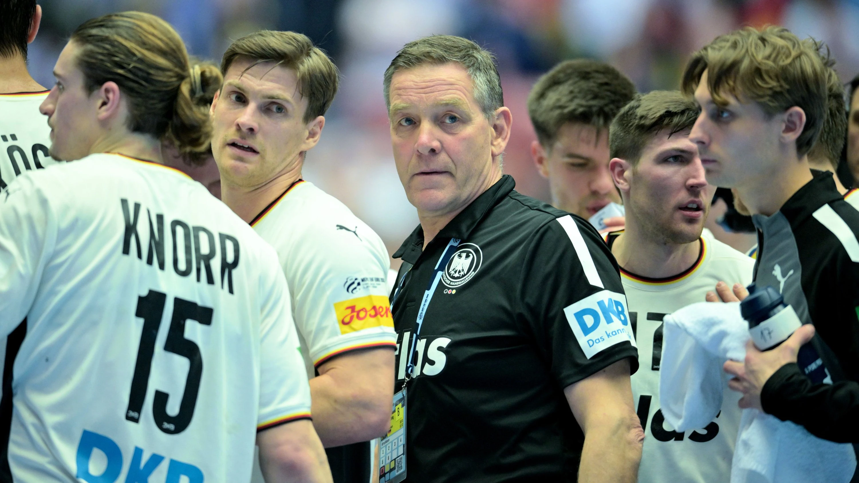 27:30 gegen Serbien: Deutschland verliert nach Einbruch bei Handball-EM