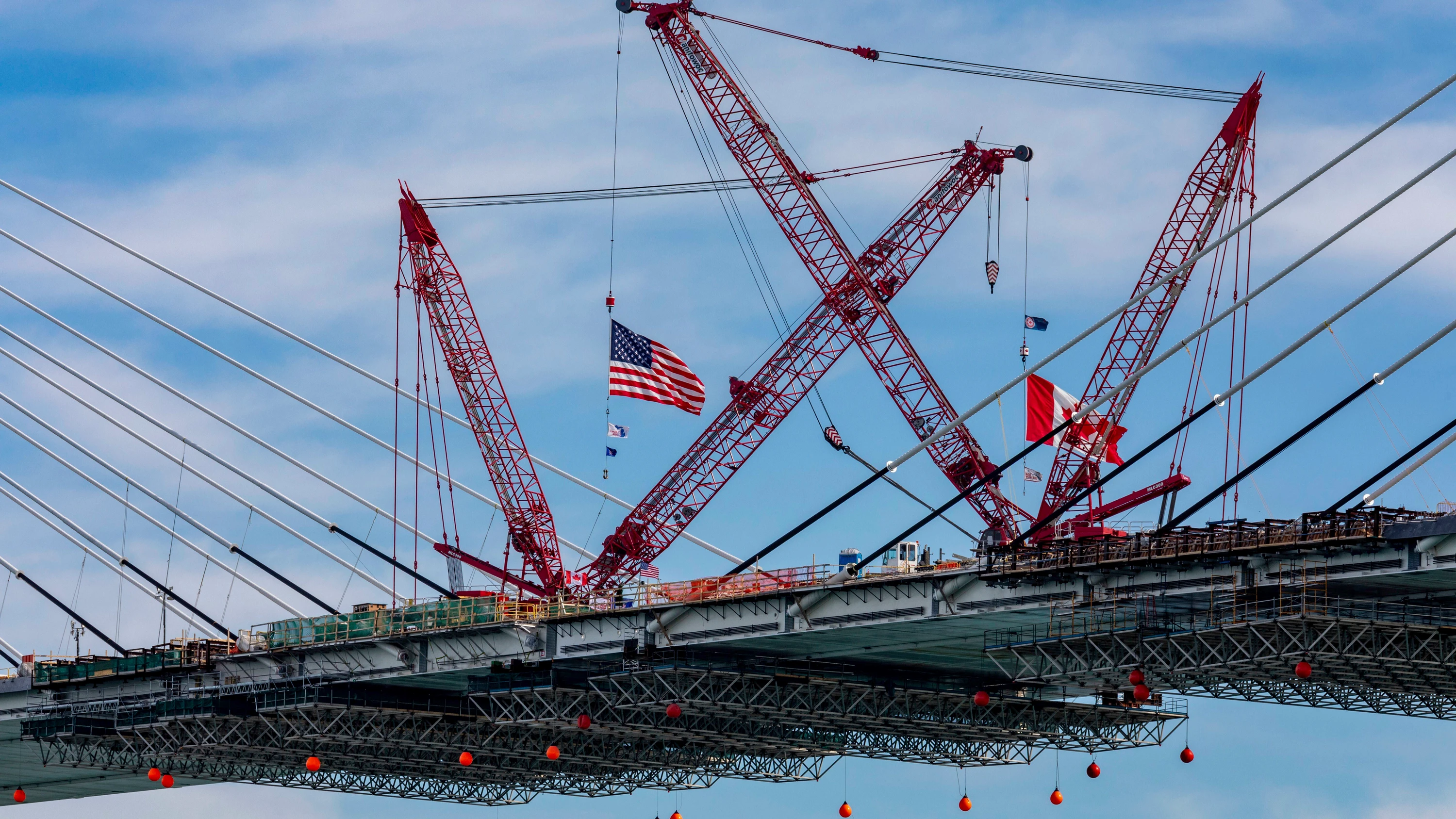 USA unter Trump: USA und Kanada einigen sich im Streit um milliardenteure Grenzbrücke USA unter Trump: USA und Kanada einigen sich im Streit um milliardenteure Grenzbrücke